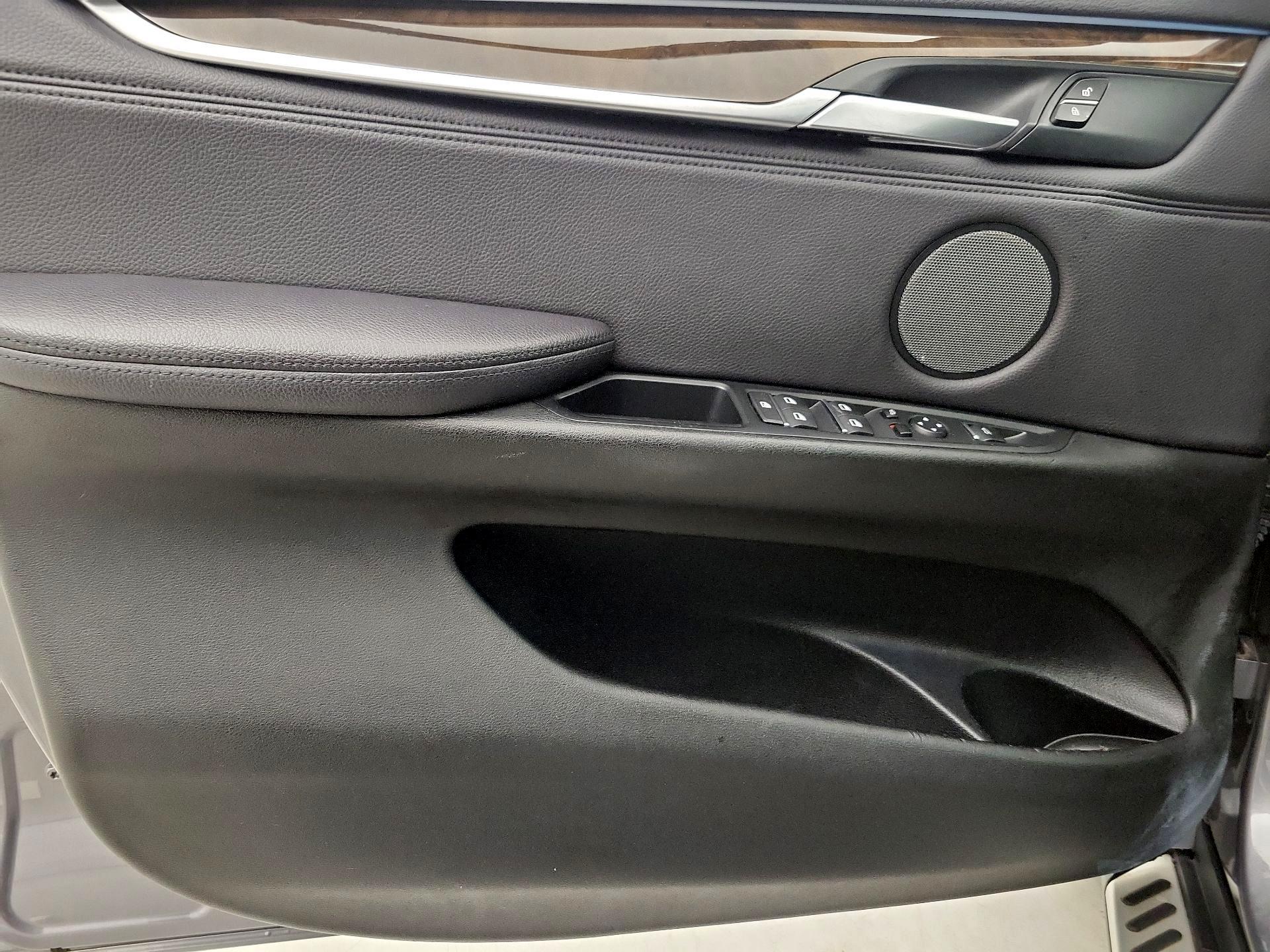 Thumbnail: 2017 BMW X5 - 12