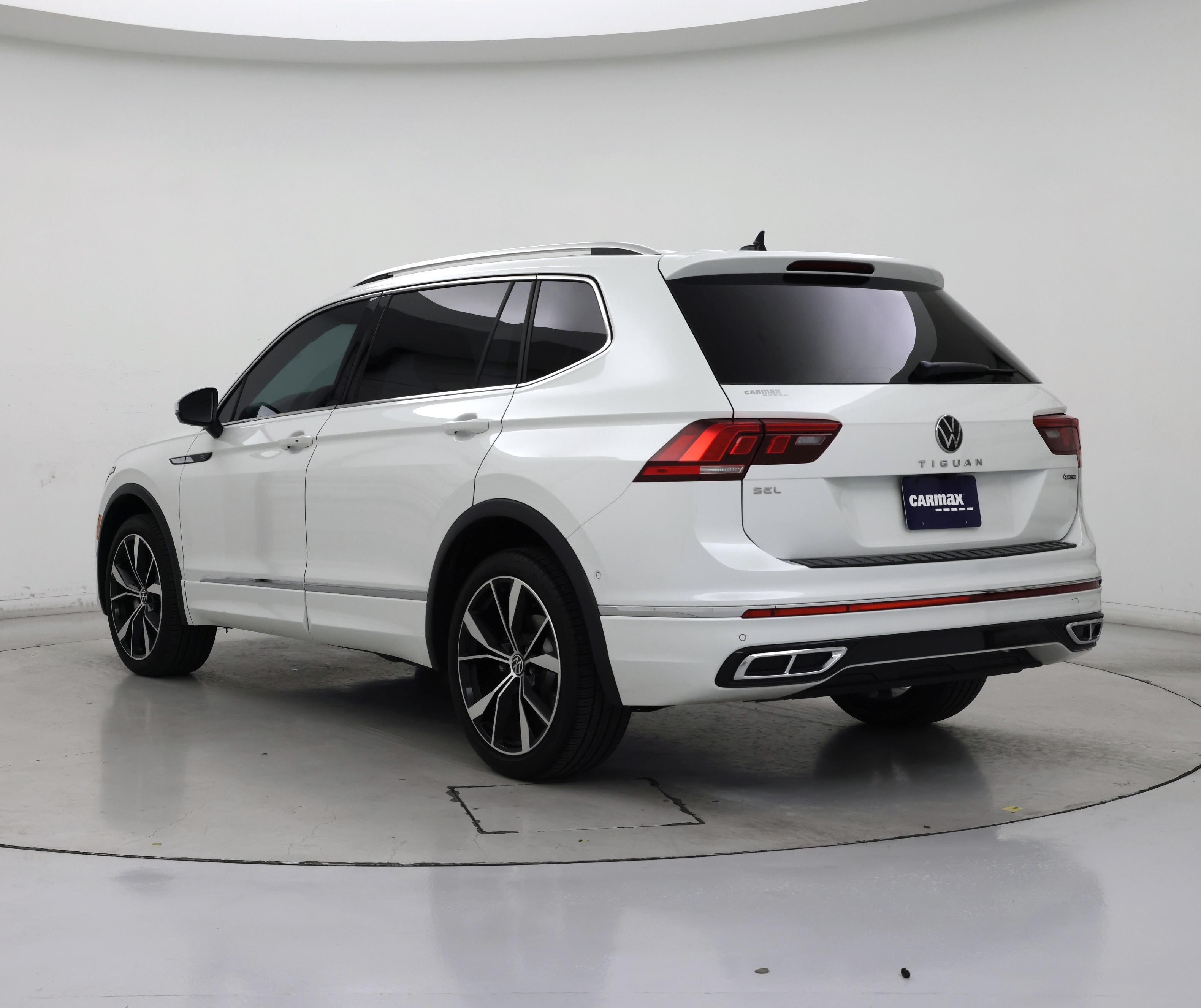 Thumbnail: 2024 Volkswagen Tiguan - 2