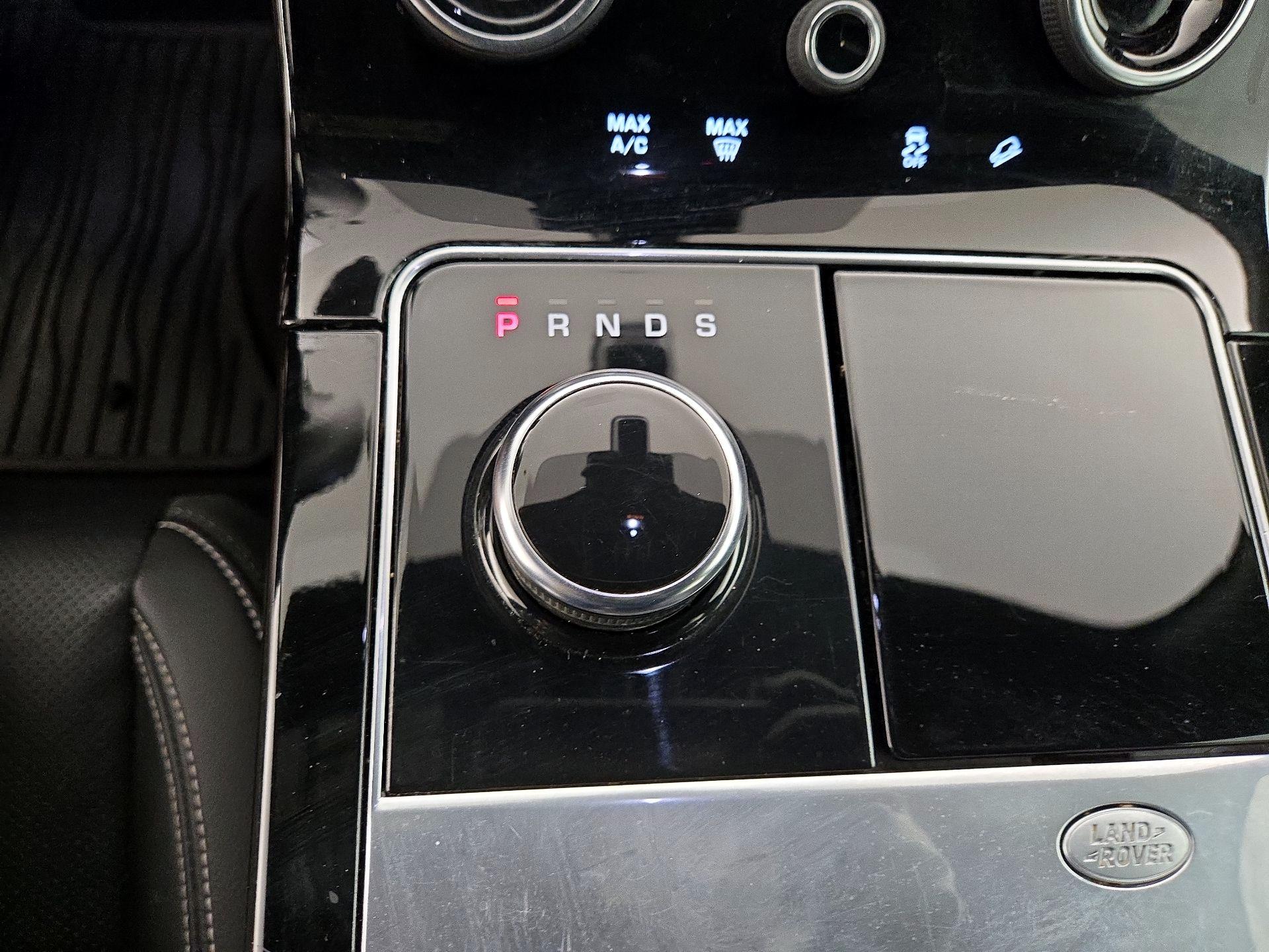Thumbnail: 2019 Land Rover Range Rover Velar - 18