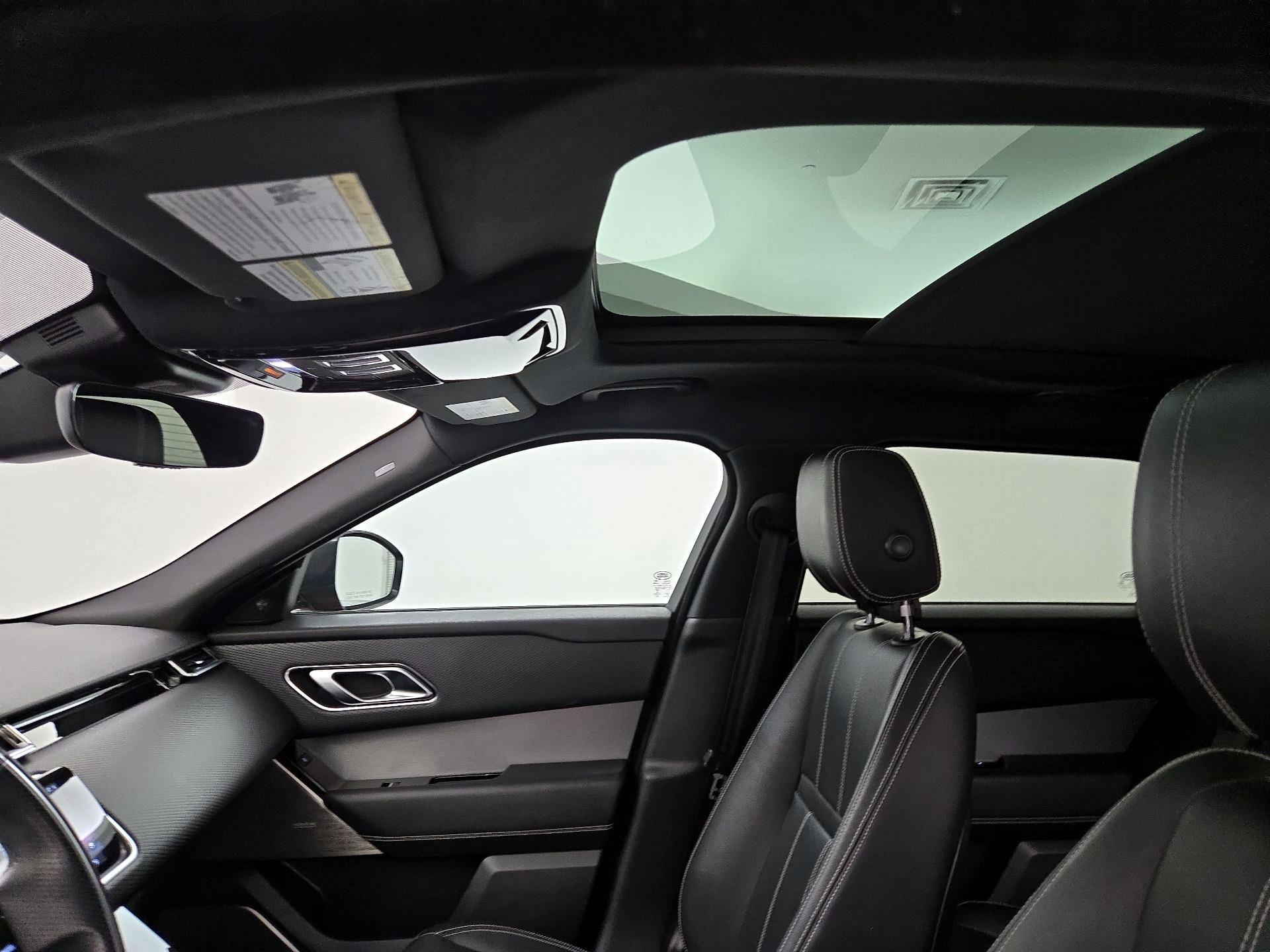 Thumbnail: 2019 Land Rover Range Rover Velar - 20