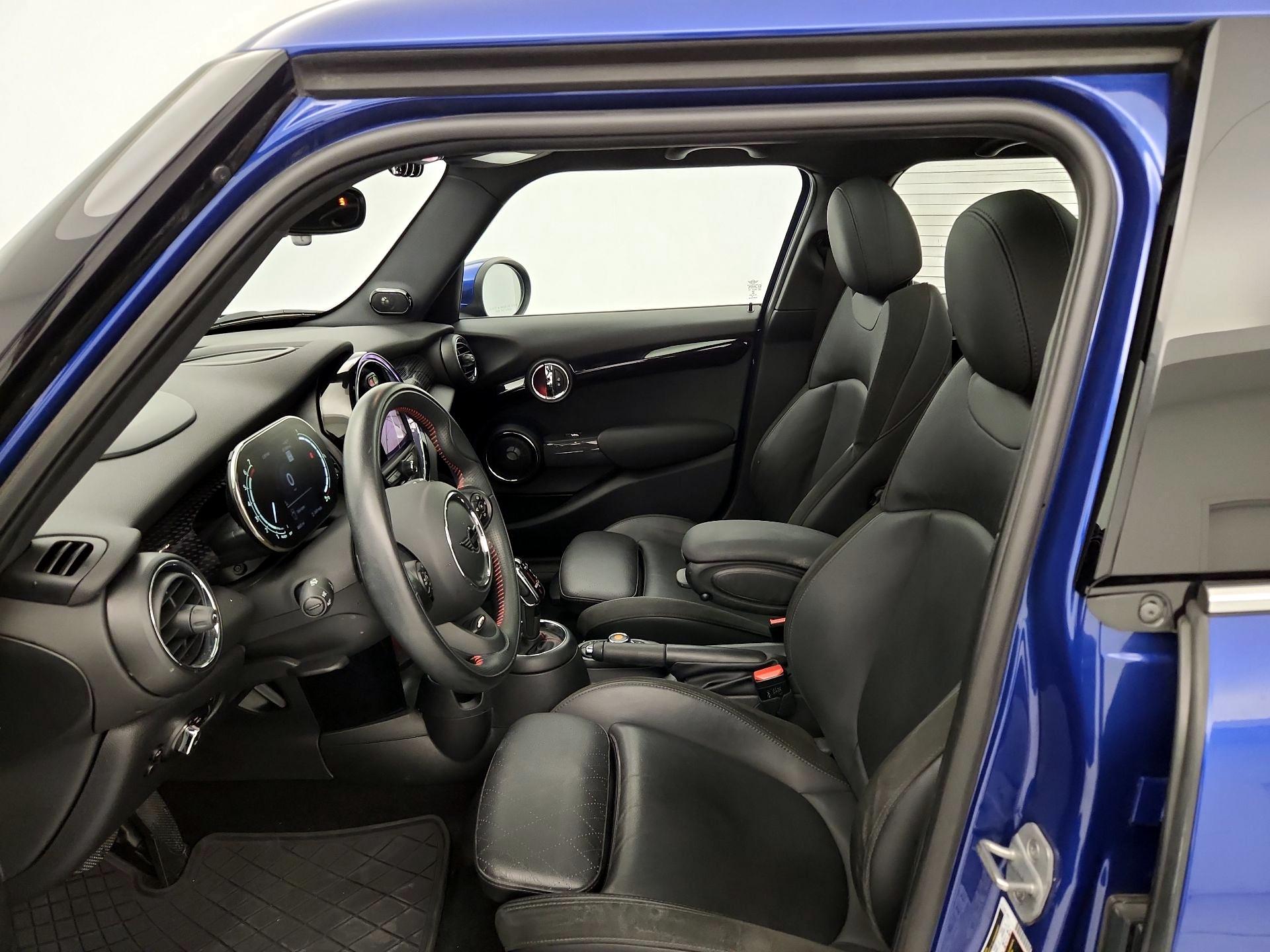 Thumbnail: 2021 MINI Cooper Hardtop - 11