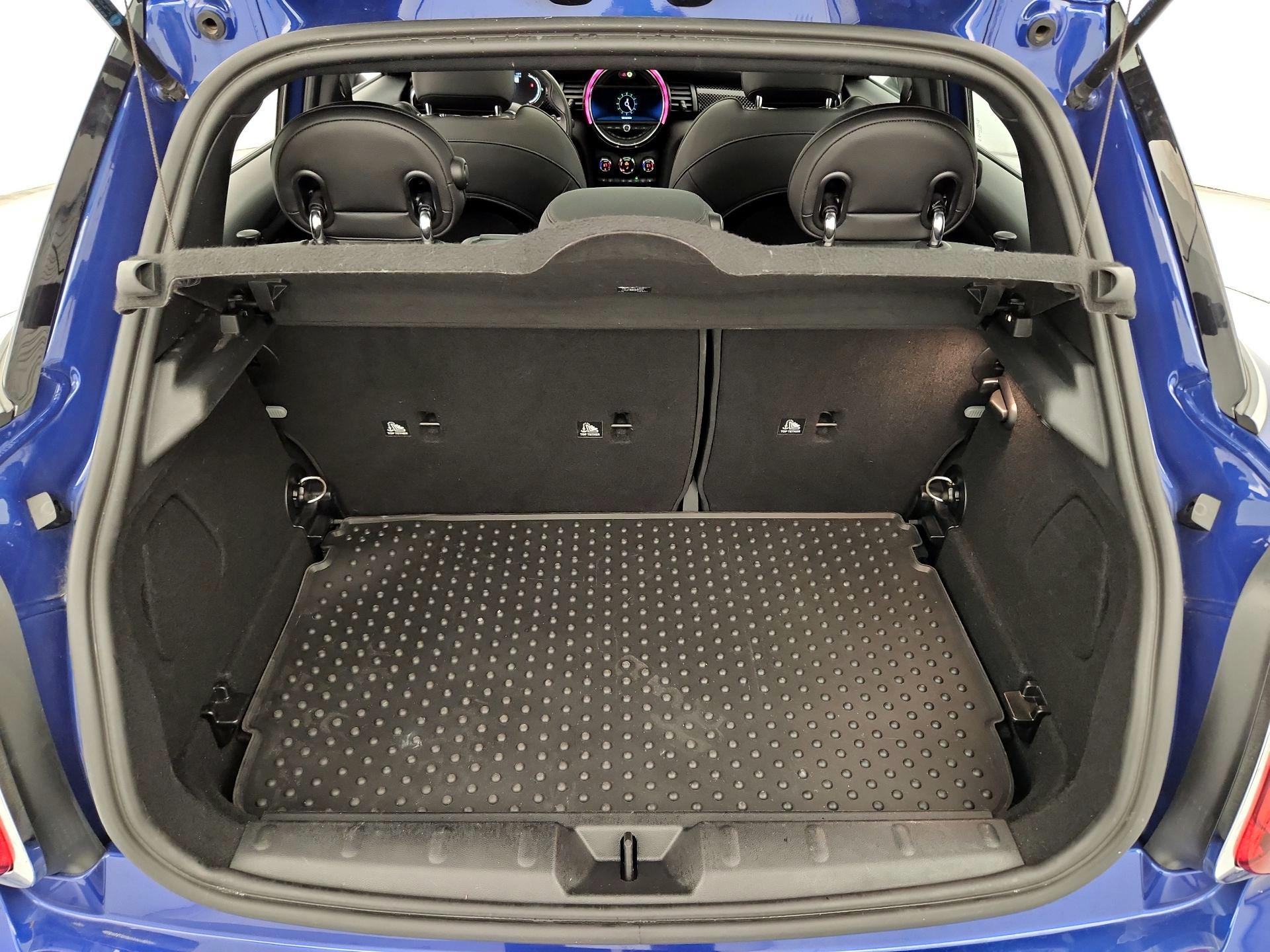Thumbnail: 2021 MINI Cooper Hardtop - 20