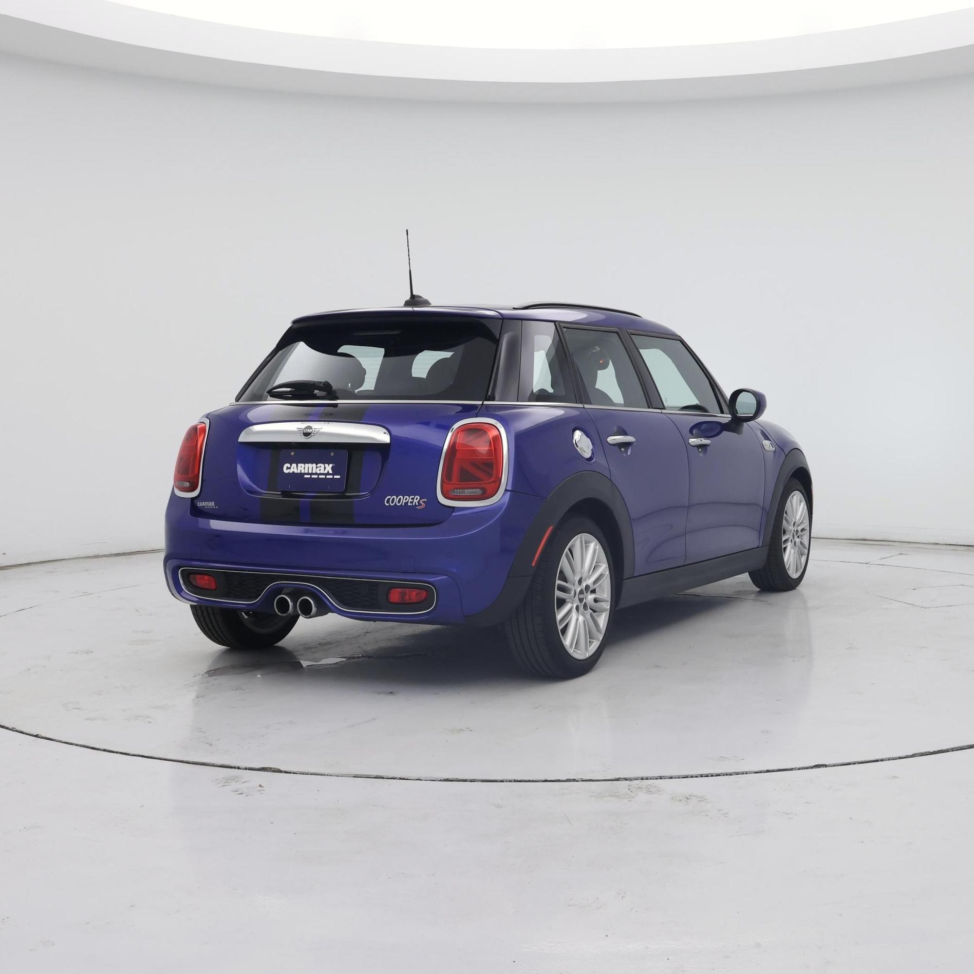 Thumbnail: 2021 MINI Cooper Hardtop - 8
