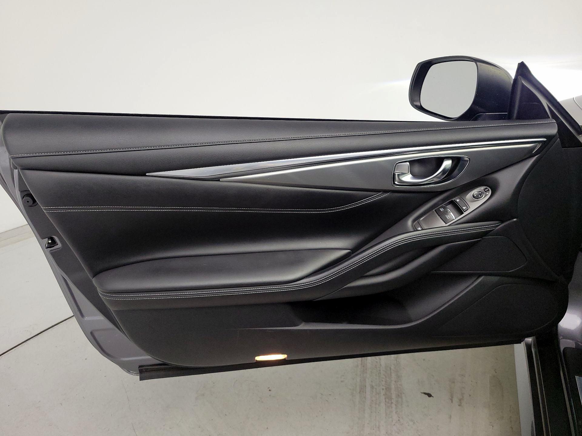 Thumbnail: 2017 INFINITI Q60 - 12