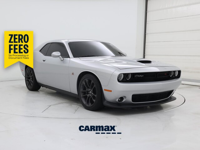 Silver 2021 Dodge Challenger Coupe Rear-Wheel Drive Automatic
