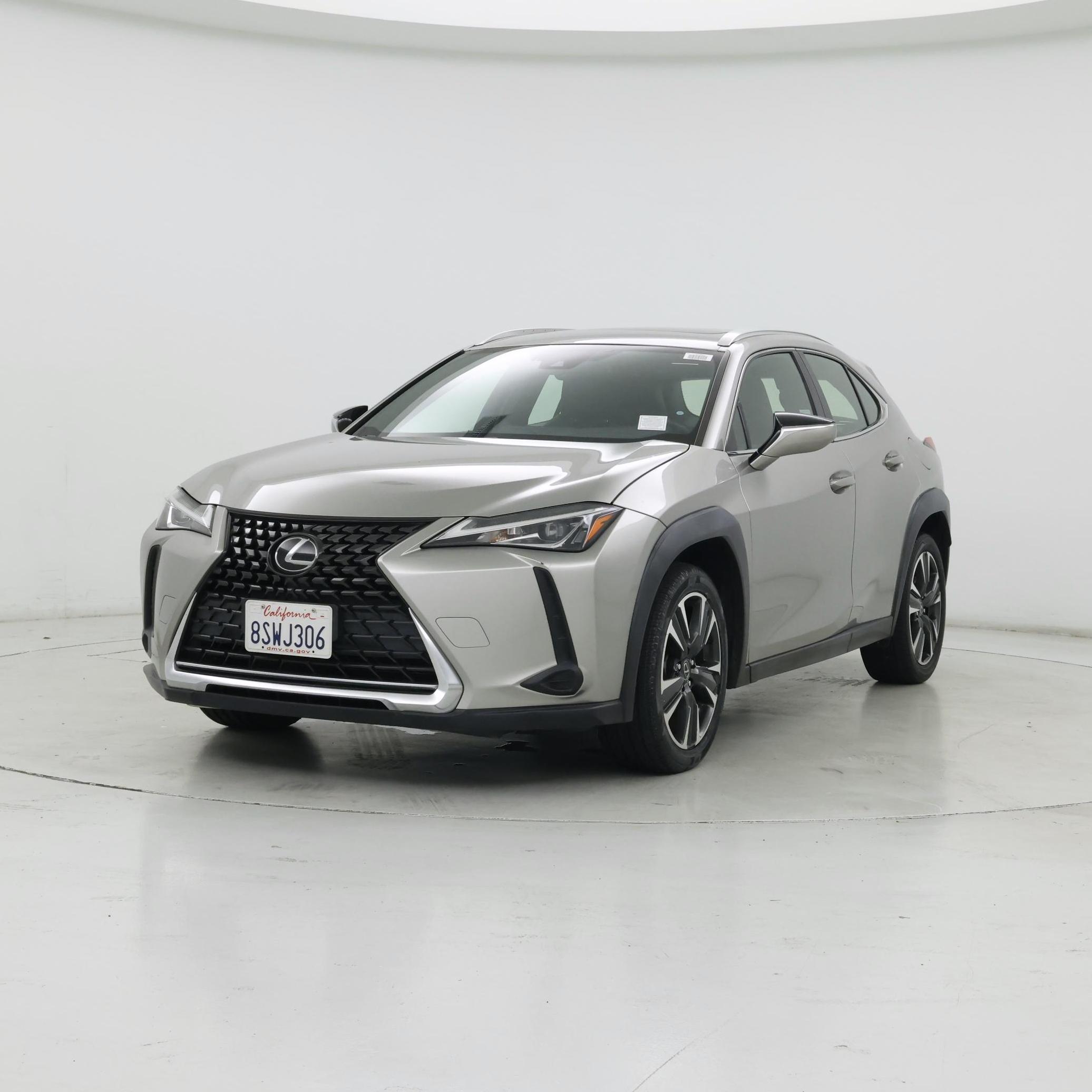 Thumbnail: 2019 Lexus UX - 4