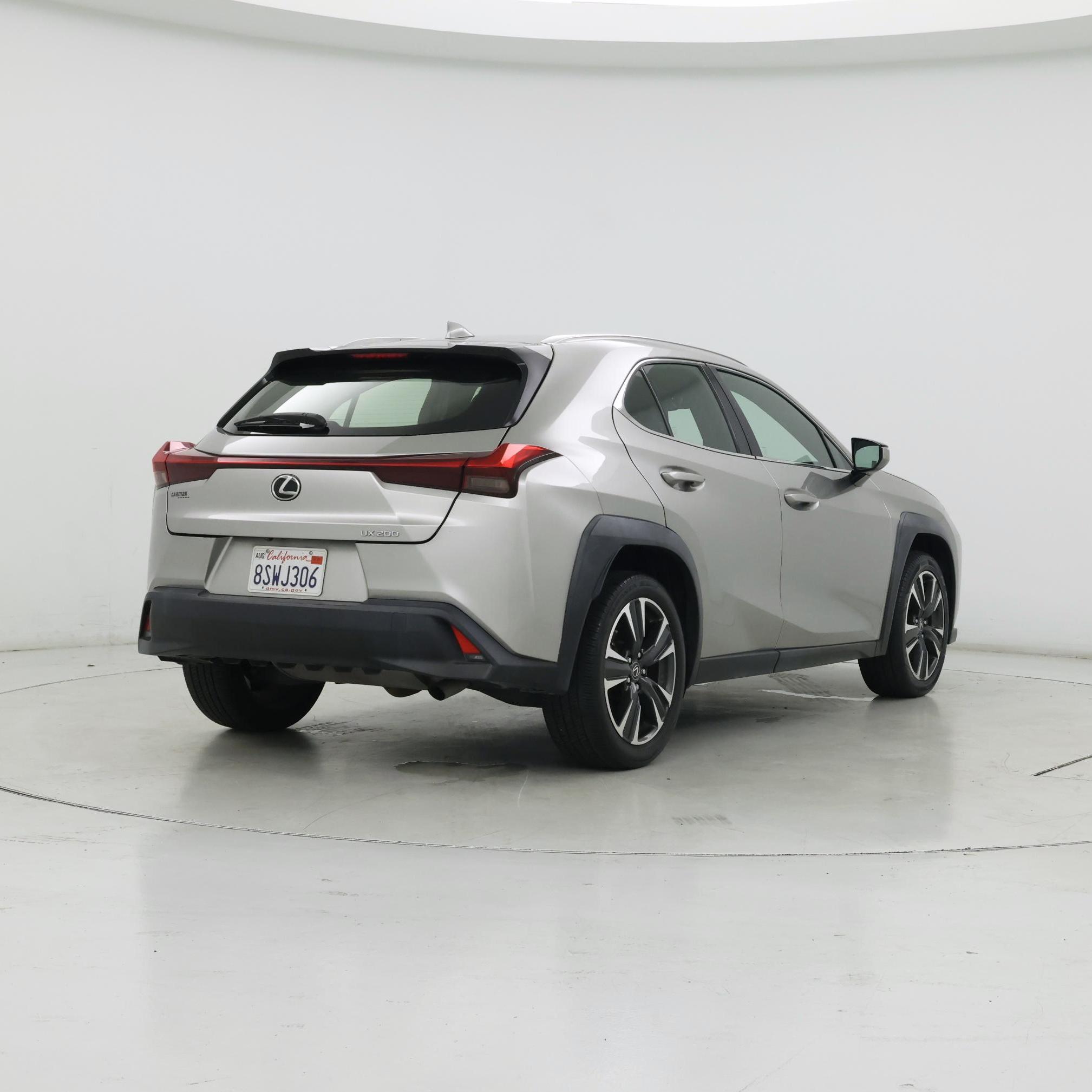 Thumbnail: 2019 Lexus UX - 8