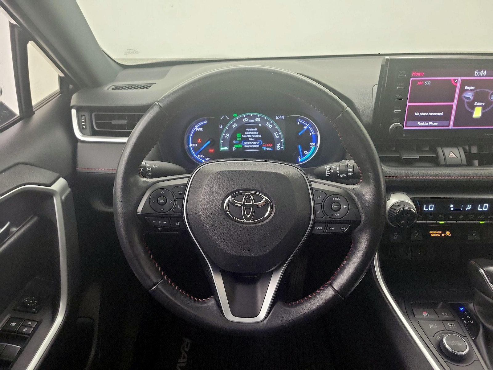 2022 Toyota RAV4 SE - Photo 11