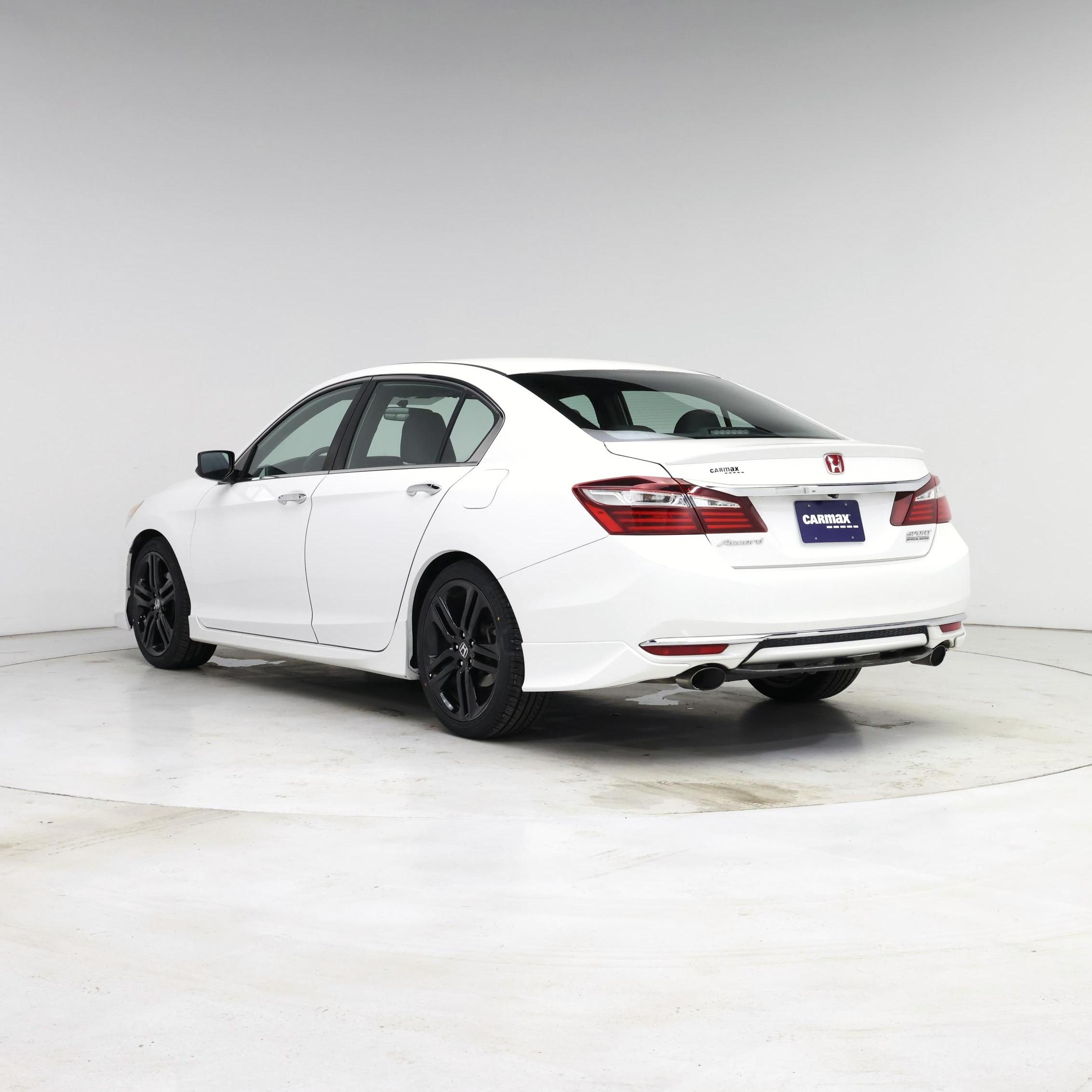 Thumbnail: 2017 Honda Accord - 2