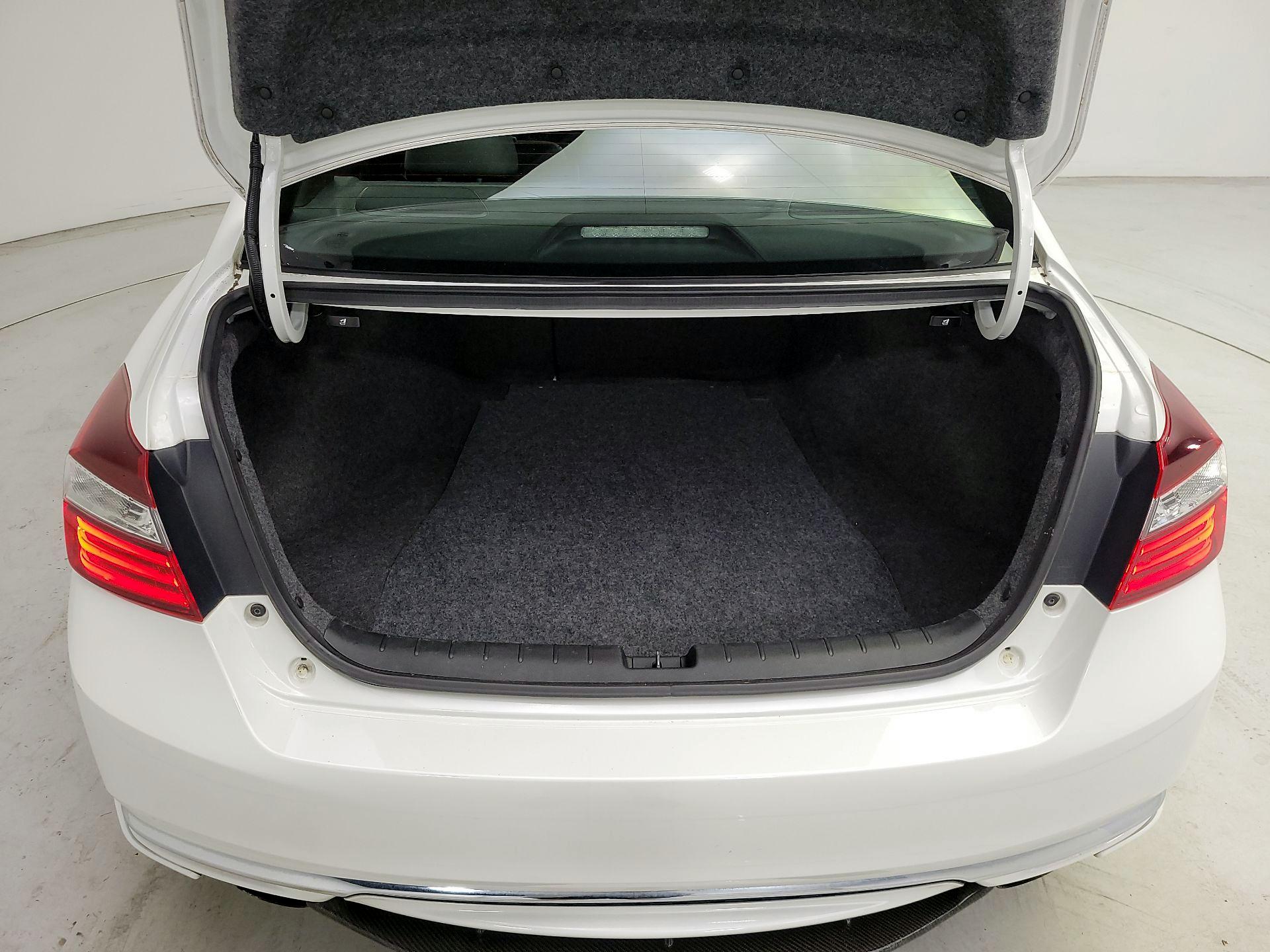 Thumbnail: 2017 Honda Accord - 20