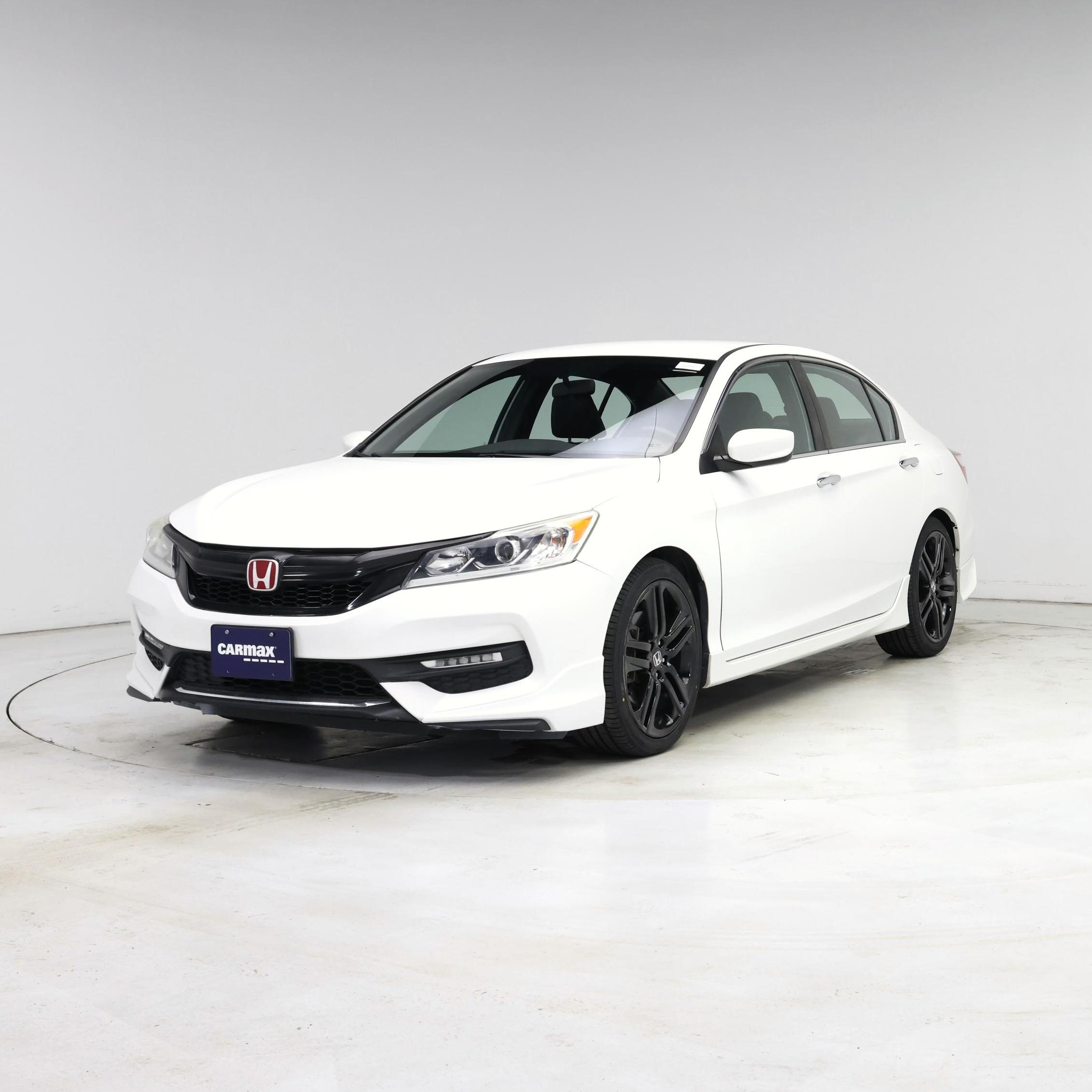 Thumbnail: 2017 Honda Accord - 4