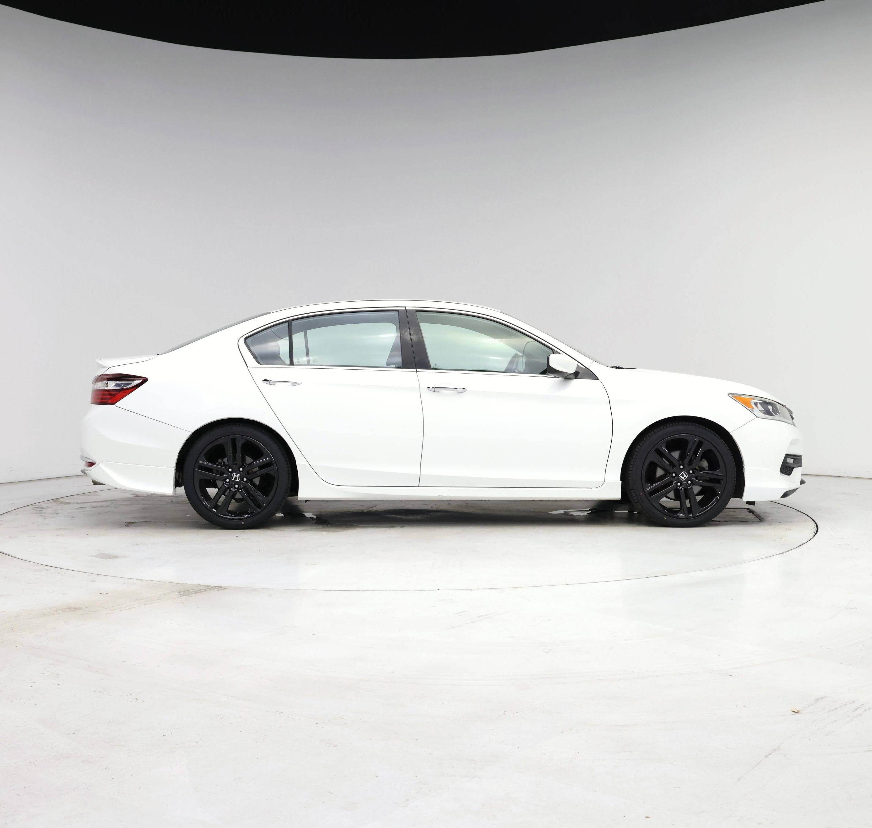 Thumbnail: 2017 Honda Accord - 7