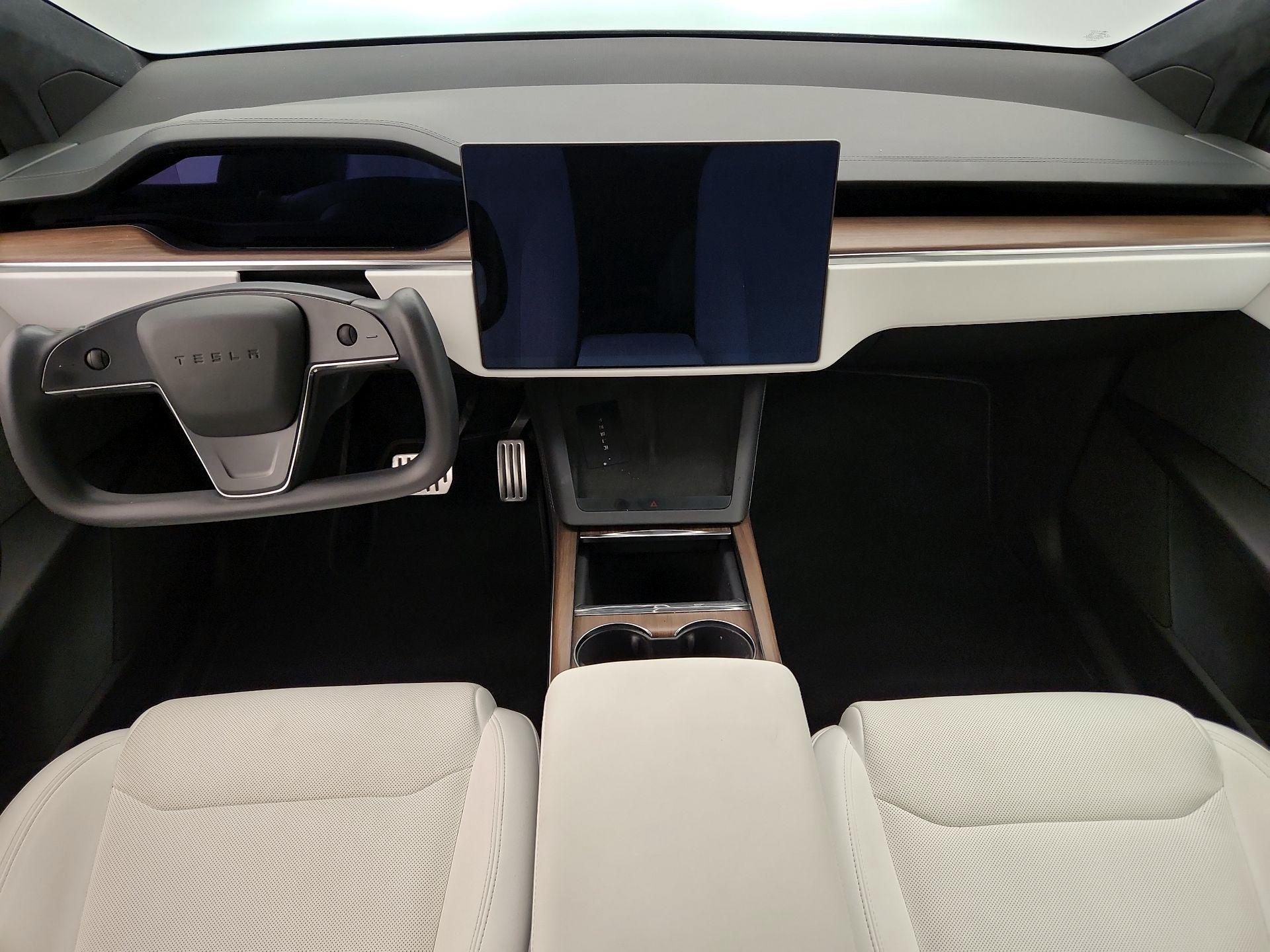 Thumbnail: 2023 Tesla Model X - 9