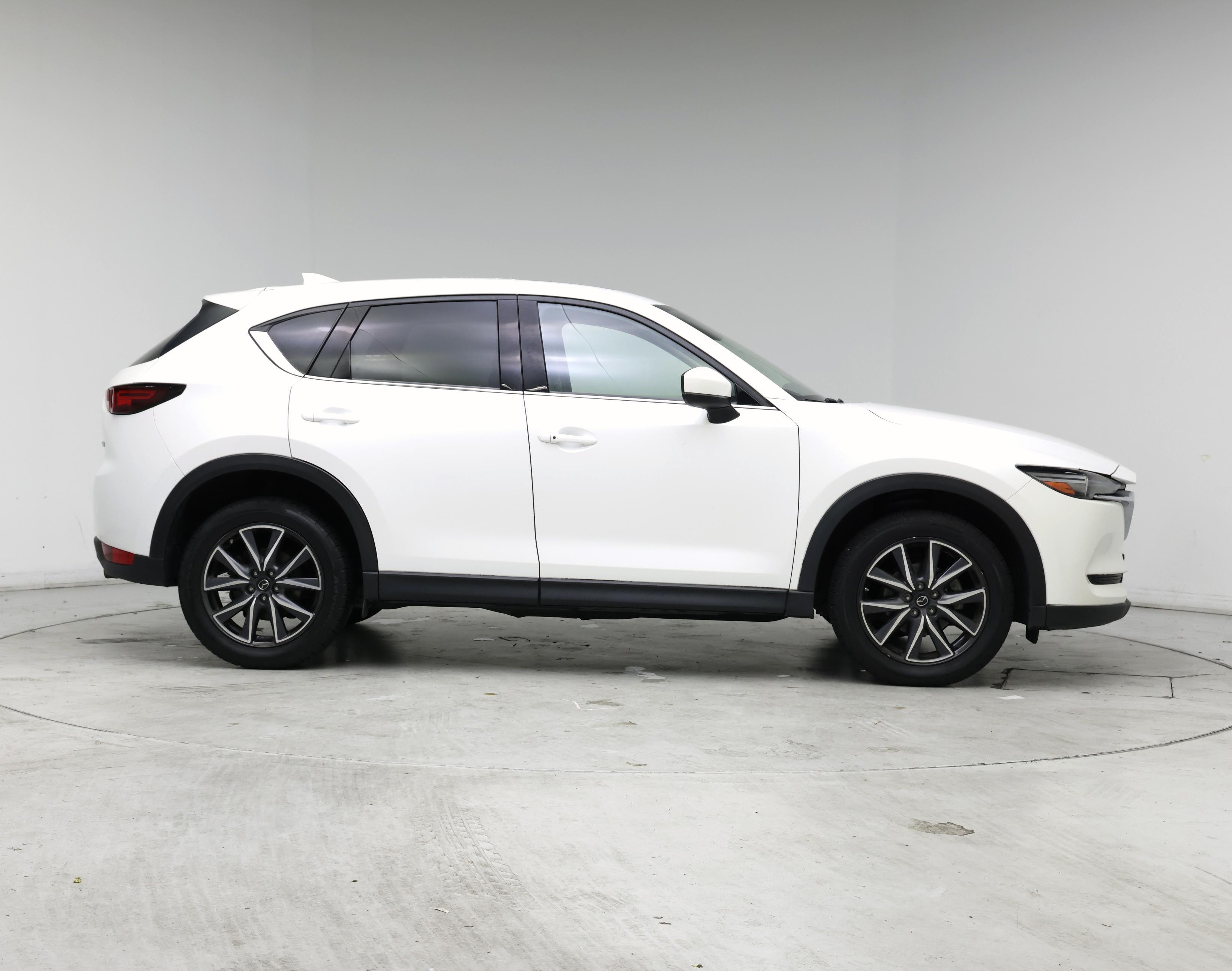 Thumbnail: 2018 Mazda CX-5 - 7