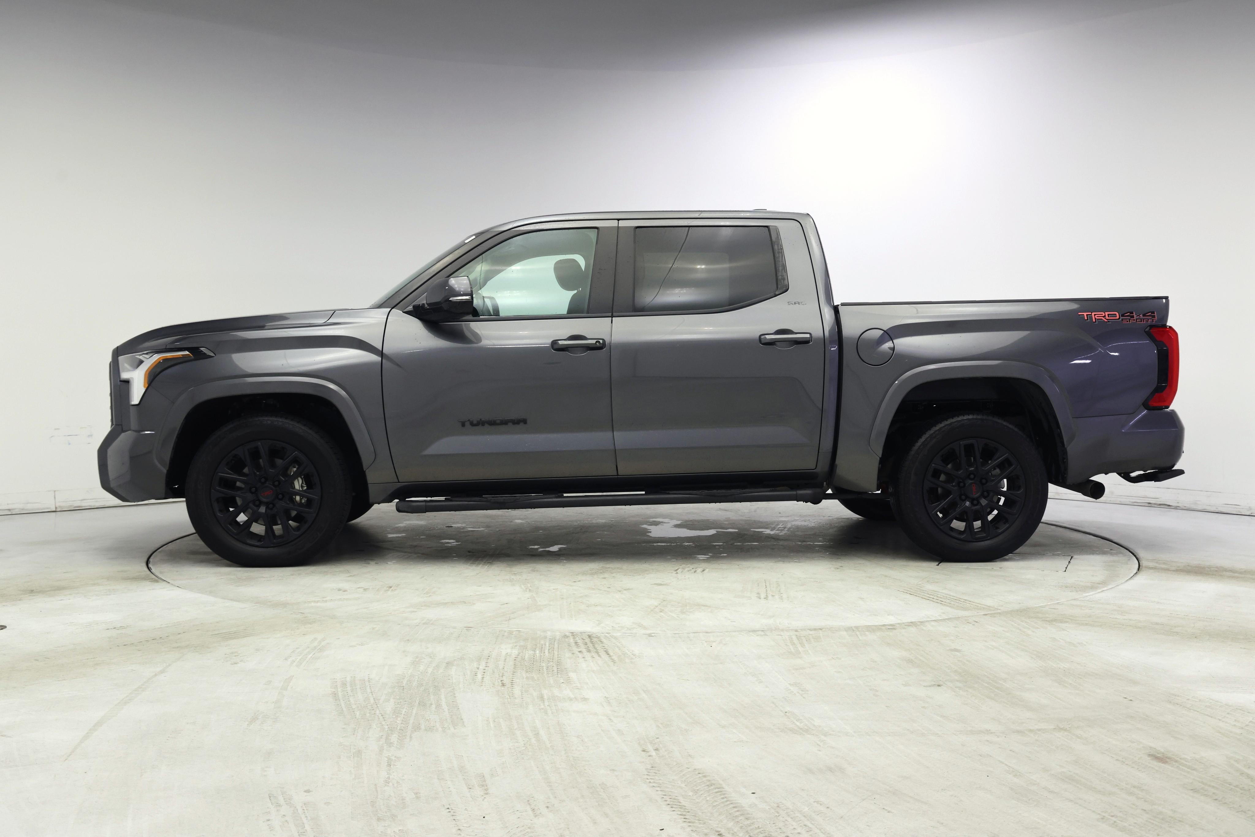 Thumbnail: 2024 Toyota Tundra - 3