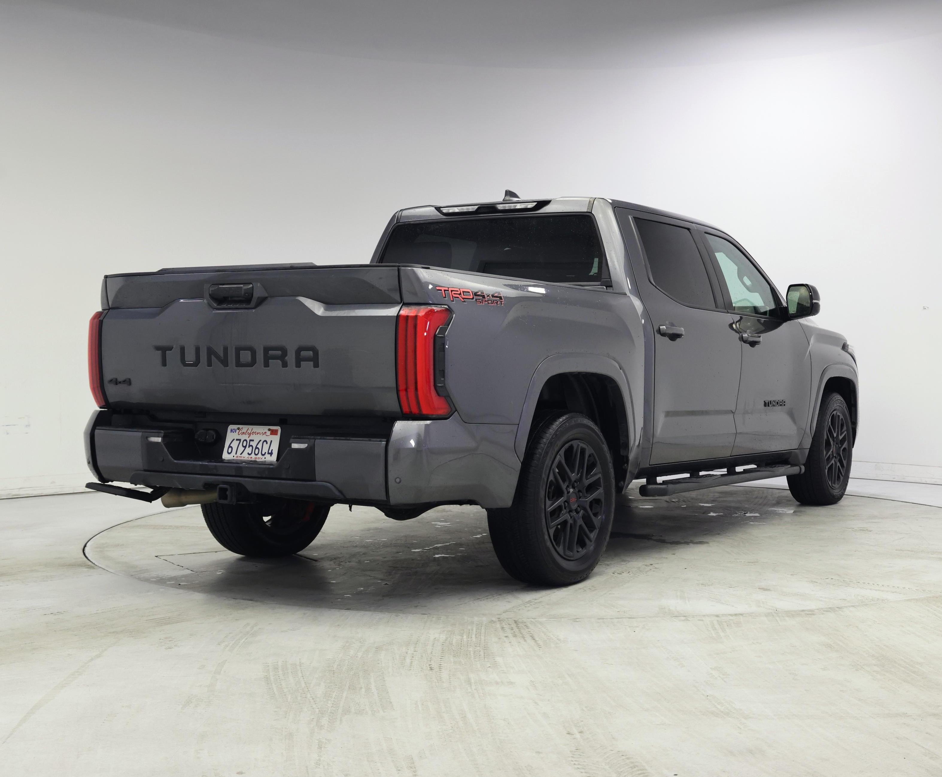 Thumbnail: 2024 Toyota Tundra - 8