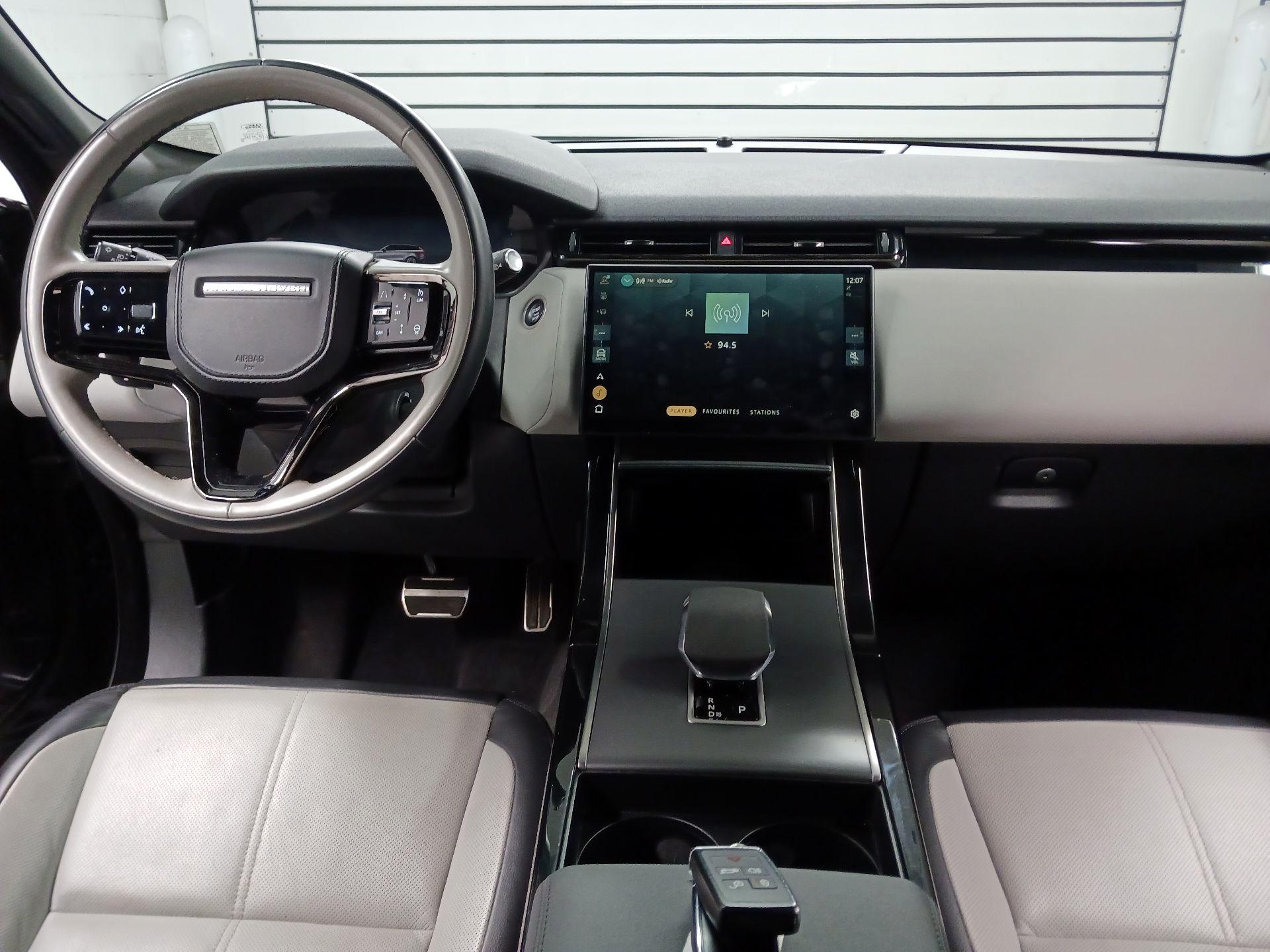 Thumbnail: 2024 Land Rover Range Rover Velar - 9
