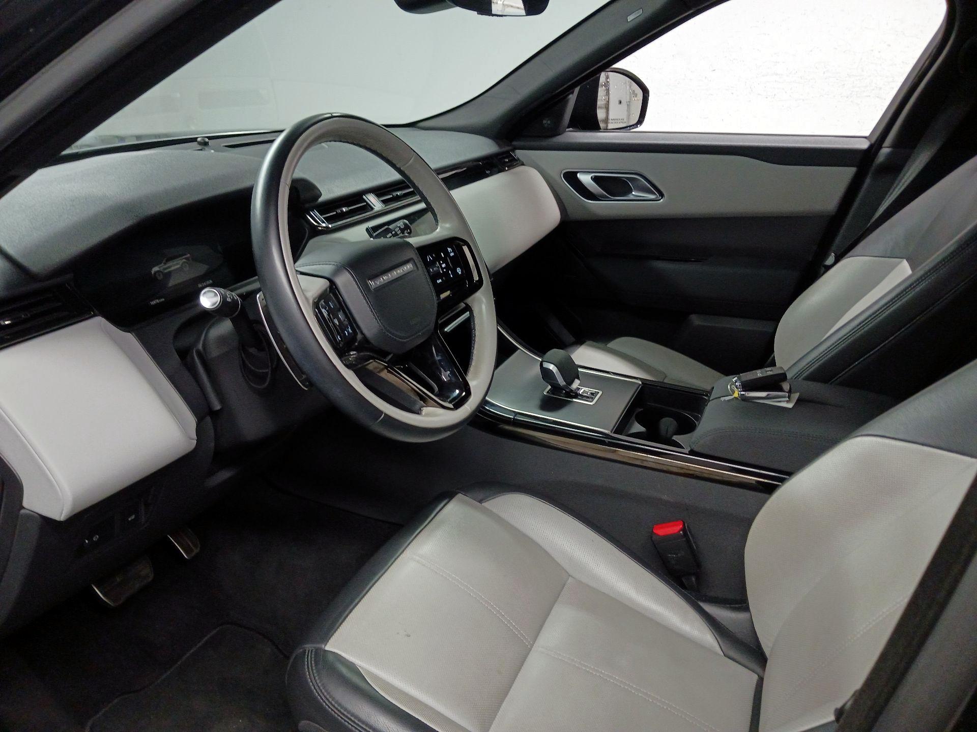 Thumbnail: 2024 Land Rover Range Rover Velar - 11