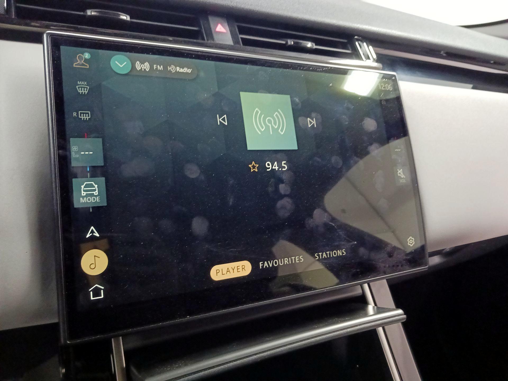 Thumbnail: 2024 Land Rover Range Rover Velar - 14