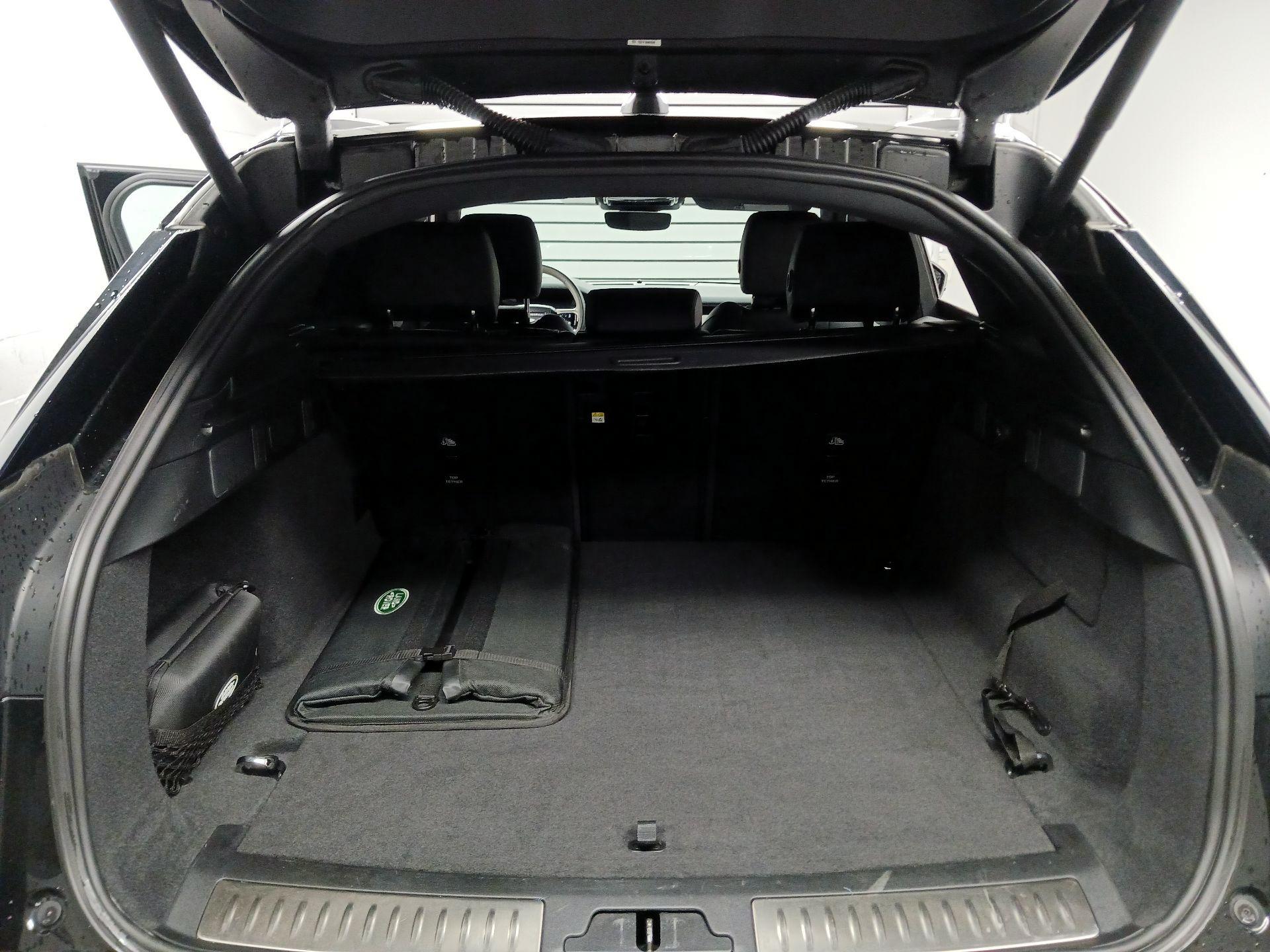 Thumbnail: 2024 Land Rover Range Rover Velar - 18