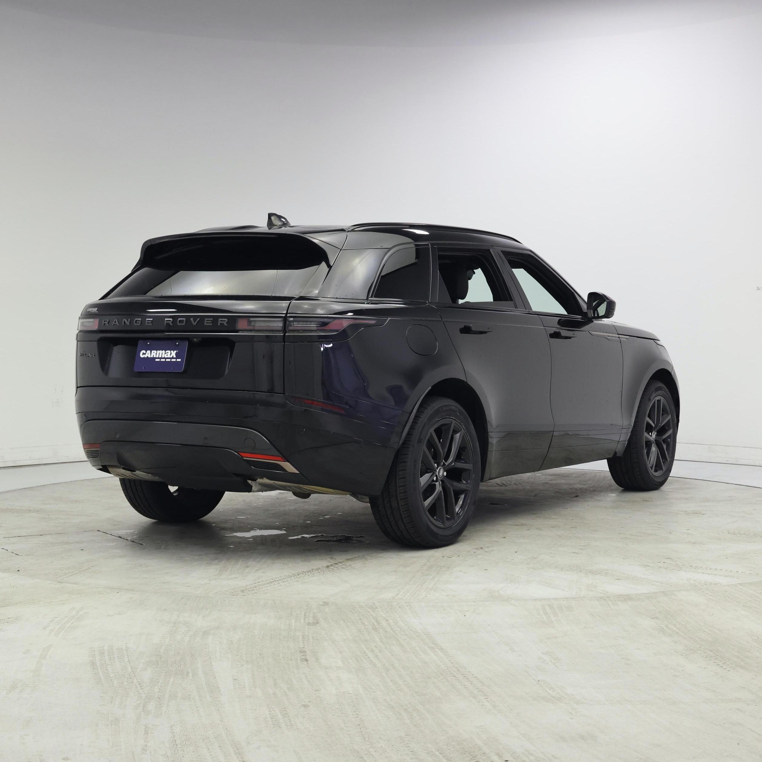 Thumbnail: 2024 Land Rover Range Rover Velar - 8