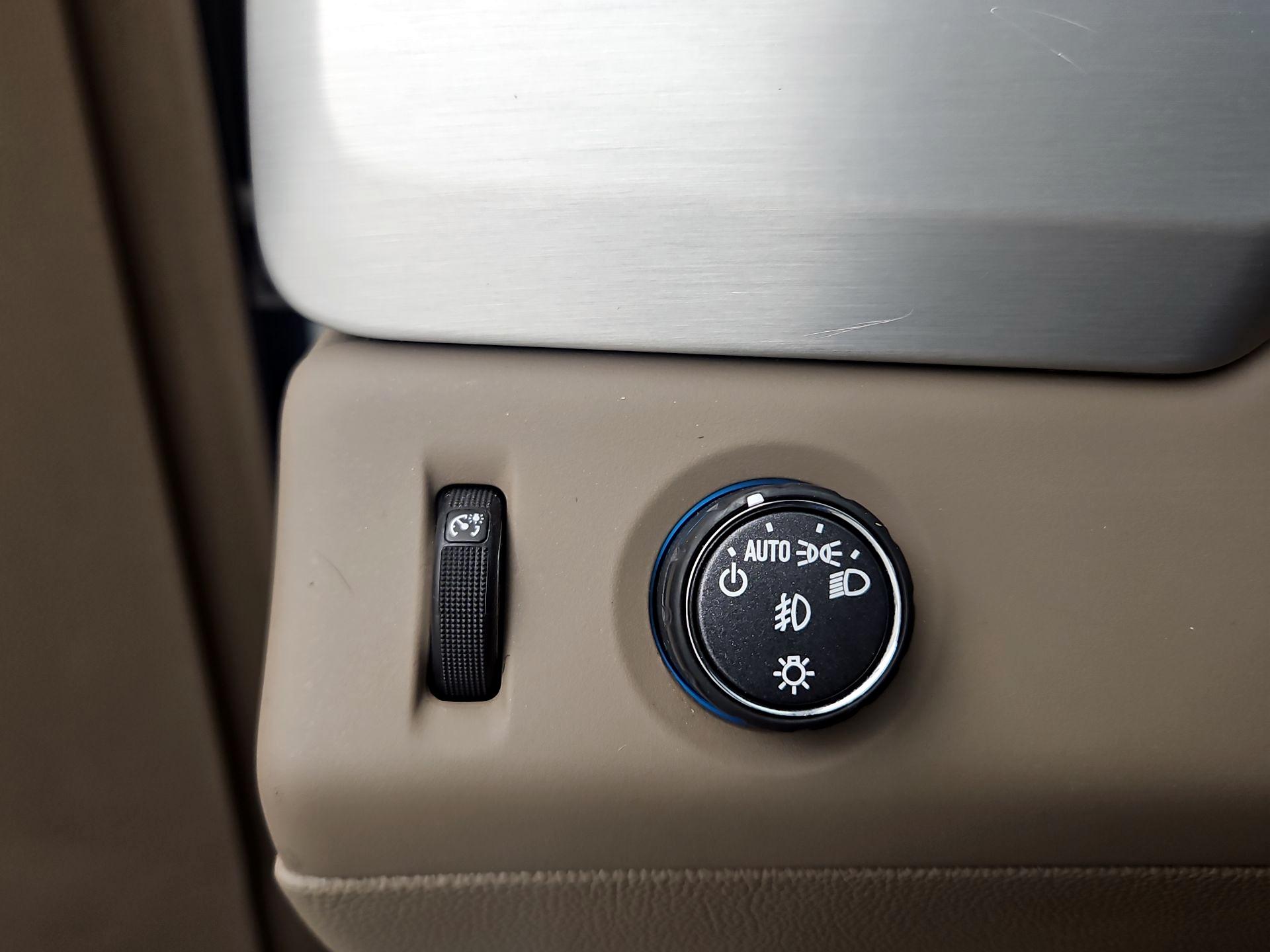 Thumbnail: 2019 GMC Yukon - 13