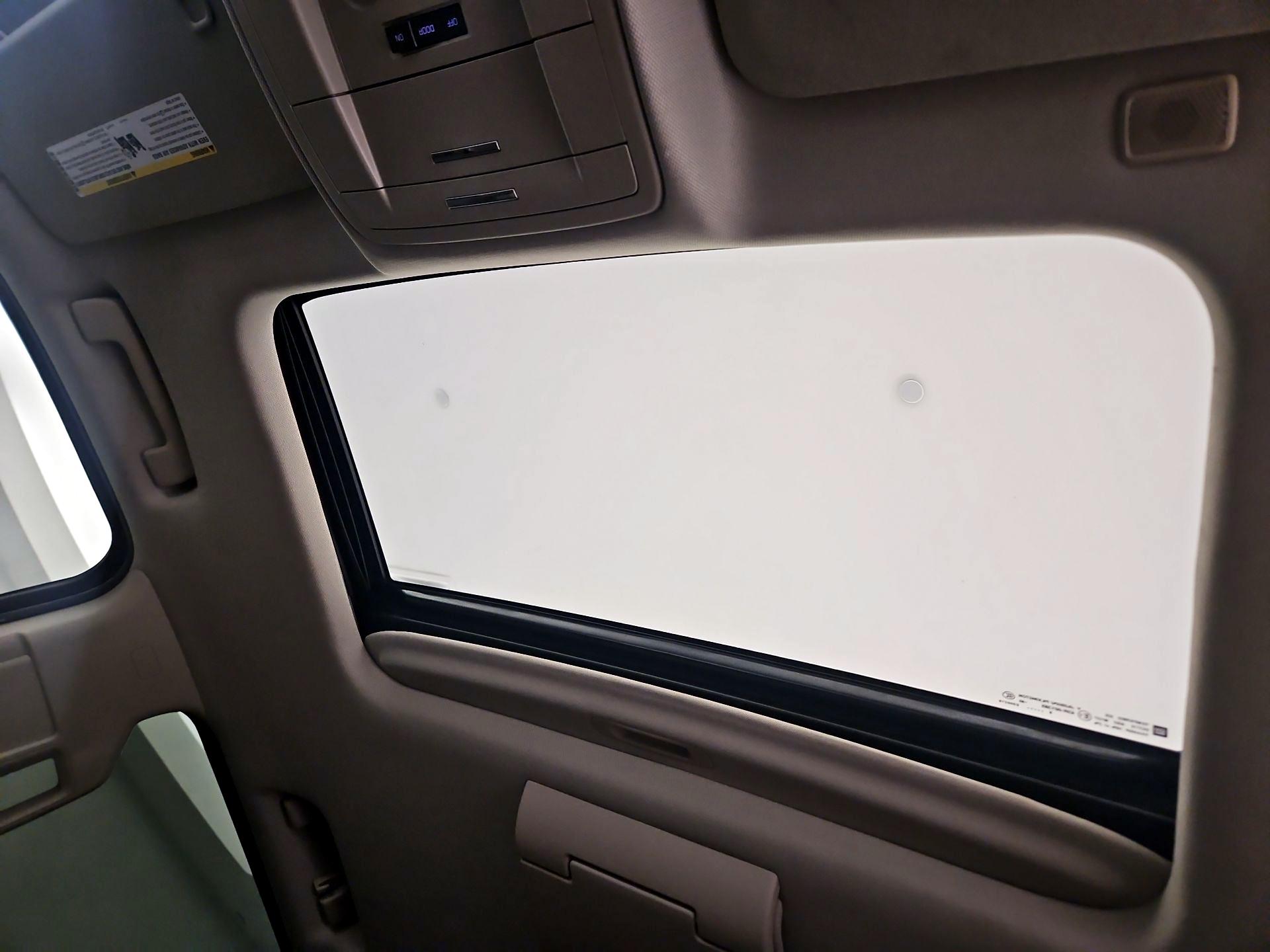 Thumbnail: 2019 GMC Yukon - 19