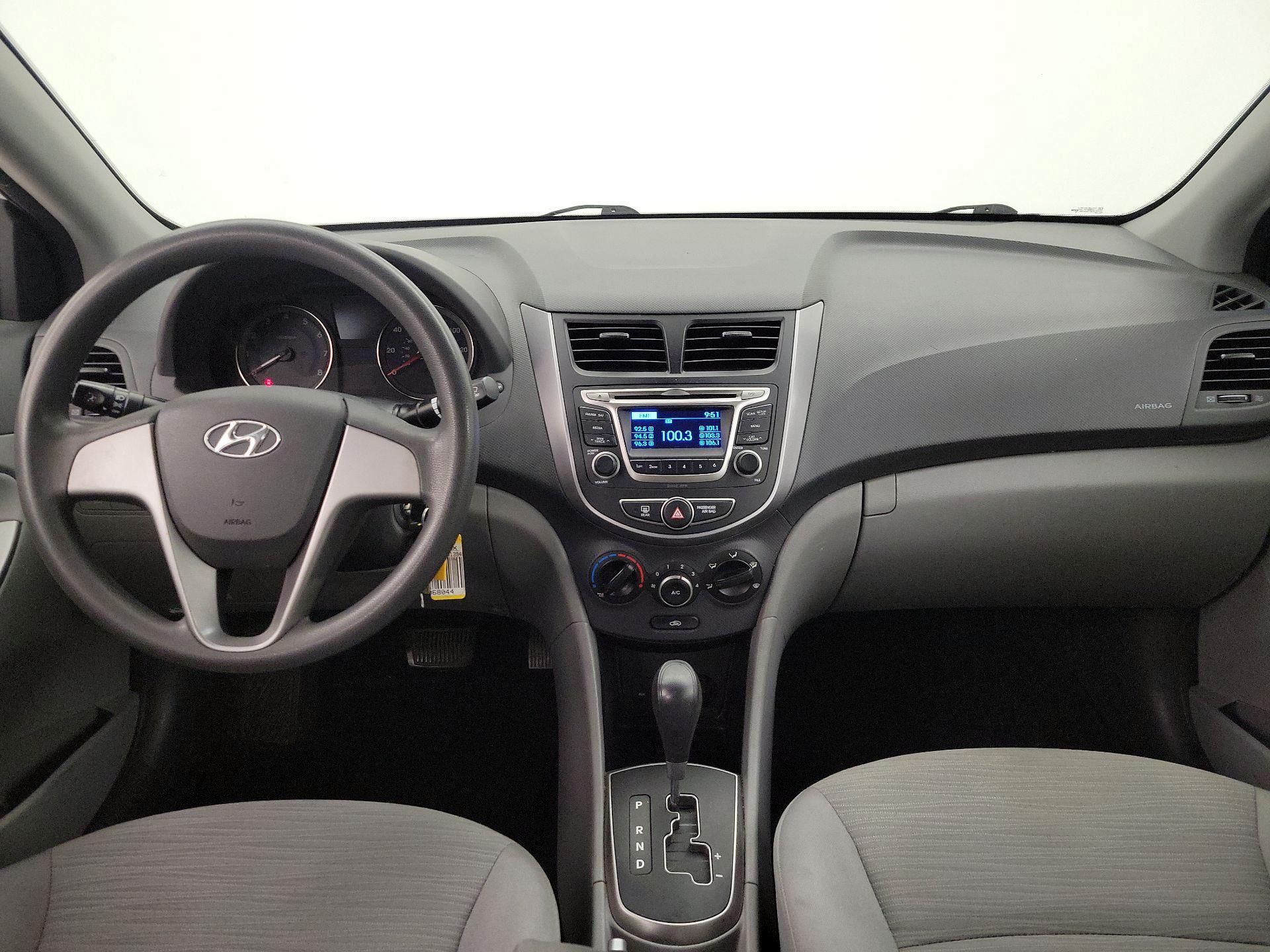 Thumbnail: 2016 Hyundai Accent - 9