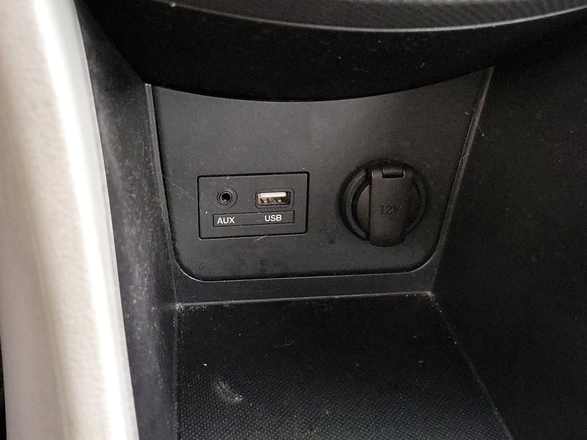 Thumbnail: 2016 Hyundai Accent - 17