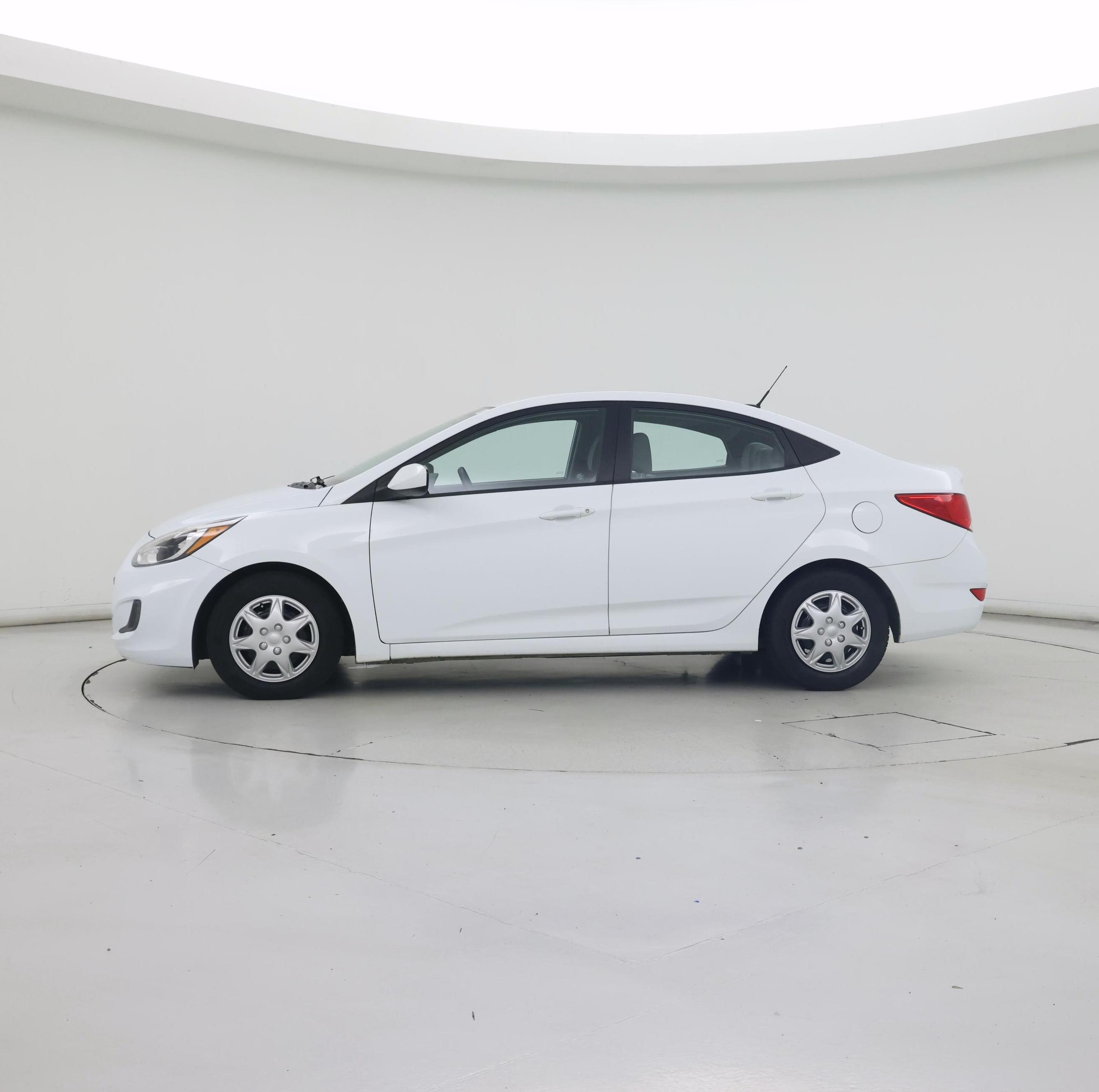 Thumbnail: 2016 Hyundai Accent - 3
