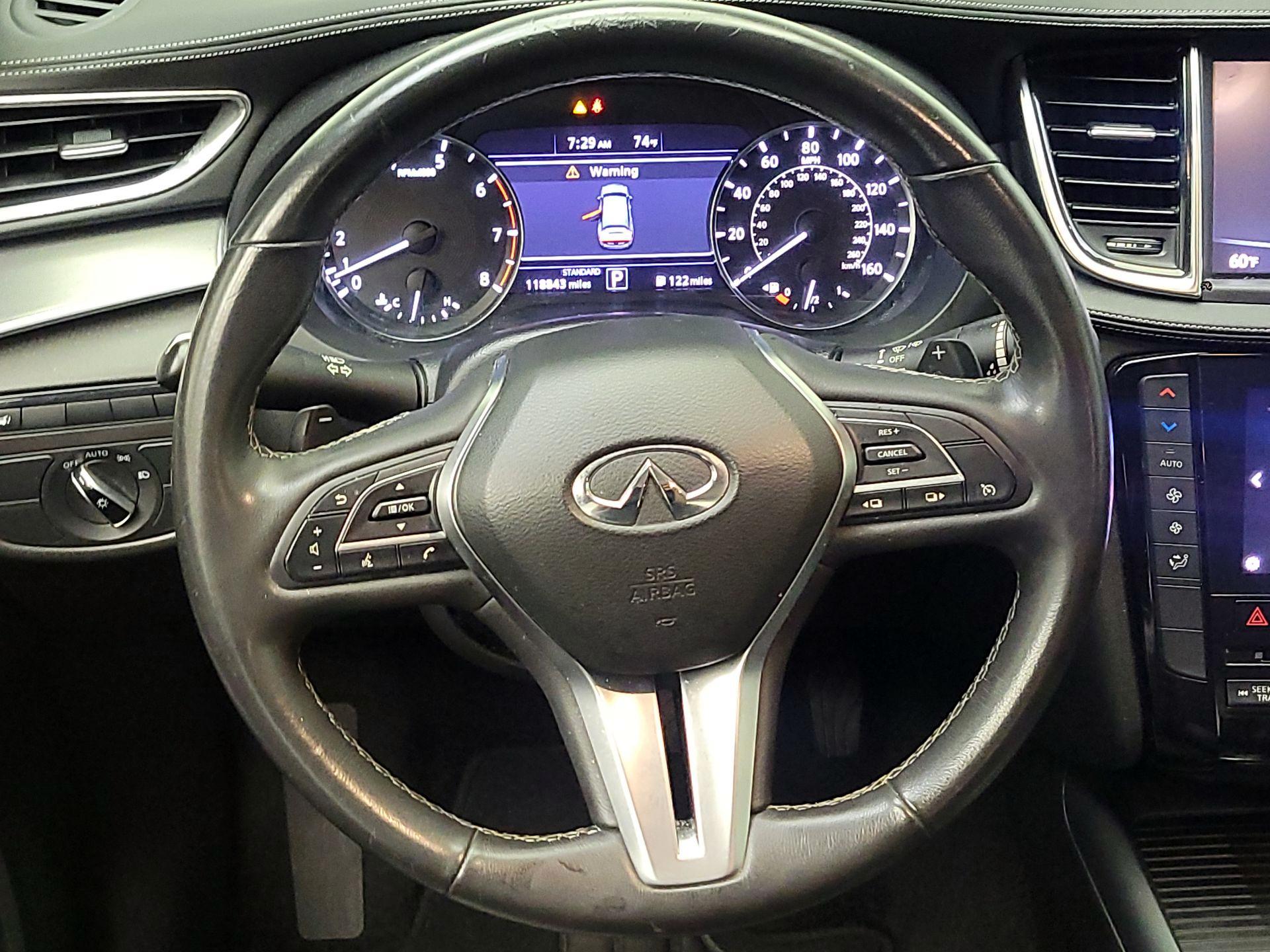 Thumbnail: 2019 INFINITI QX50 - 10