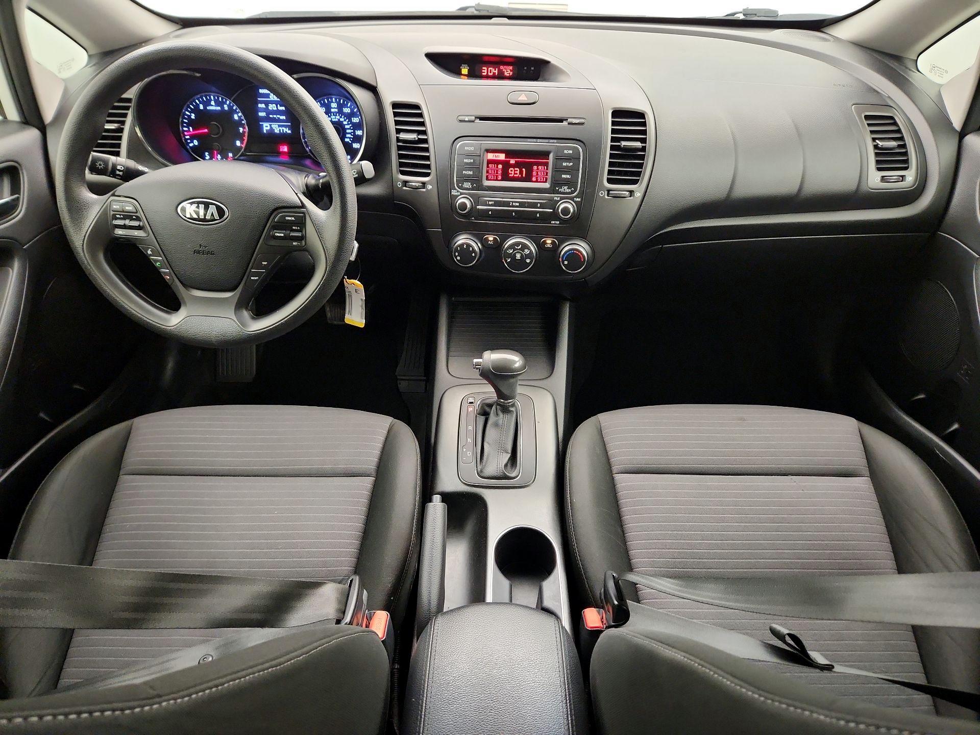 Thumbnail: 2015 Kia Forte - 9