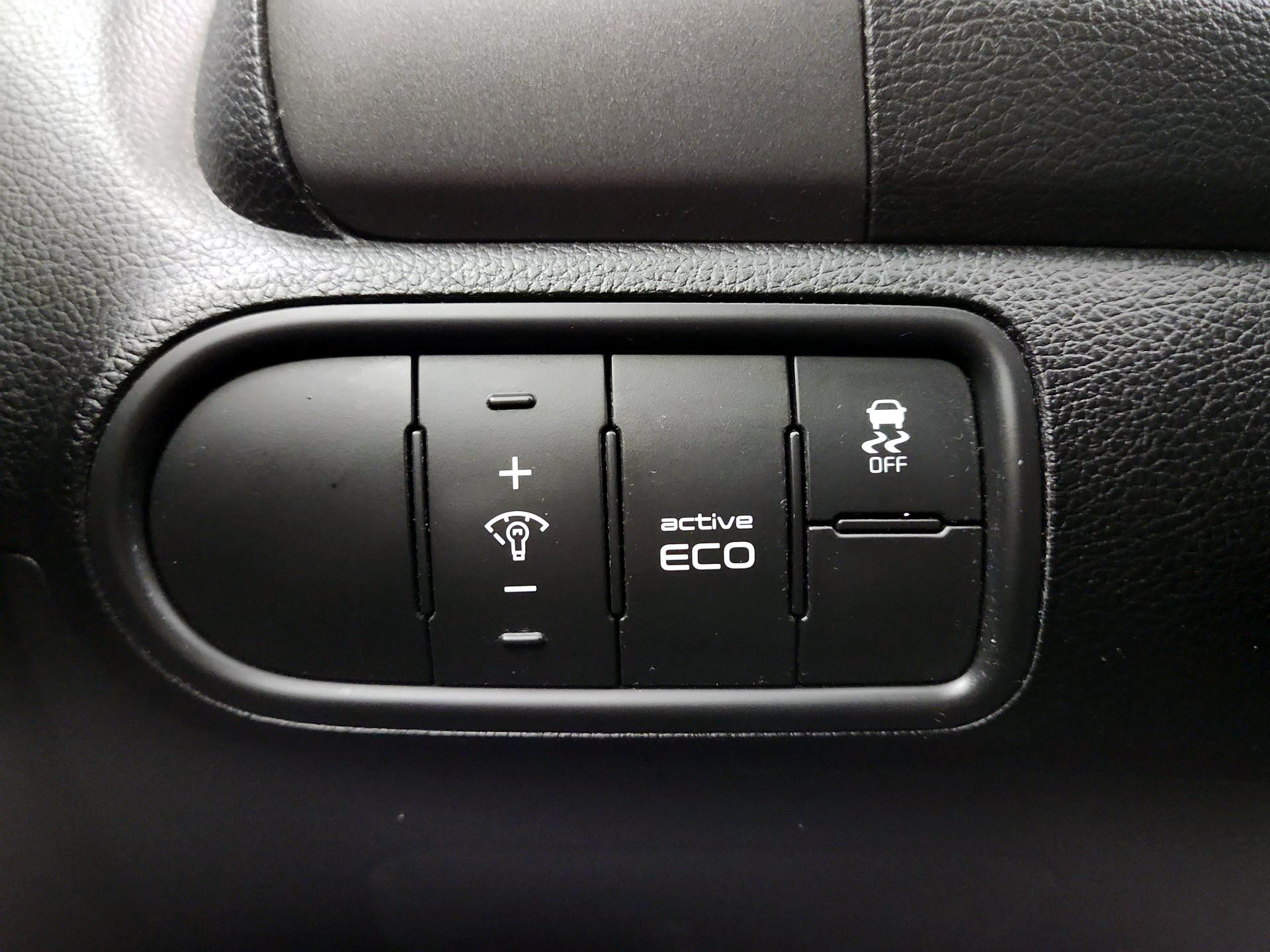 Thumbnail: 2015 Kia Forte - 13
