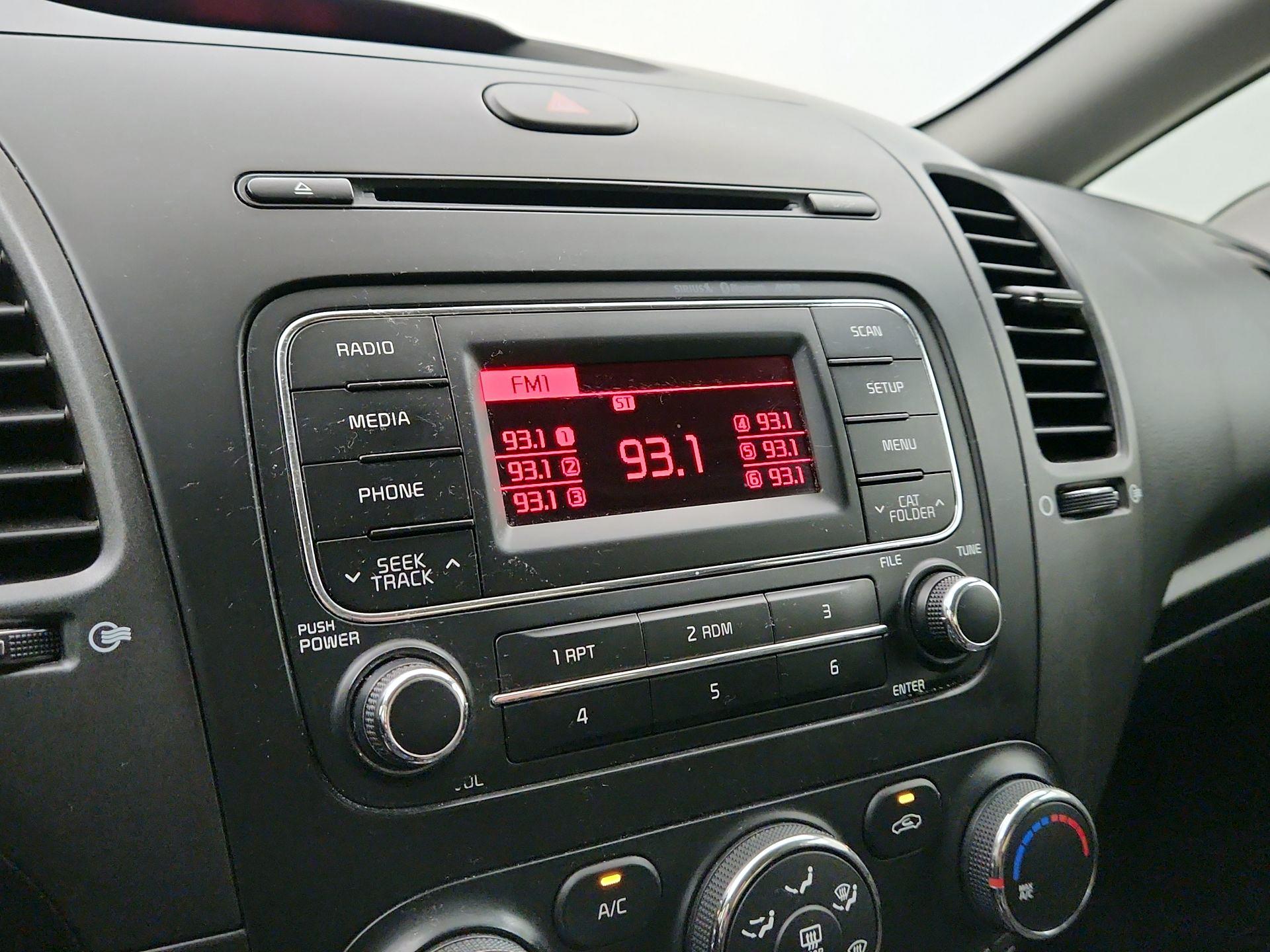 Thumbnail: 2015 Kia Forte - 14