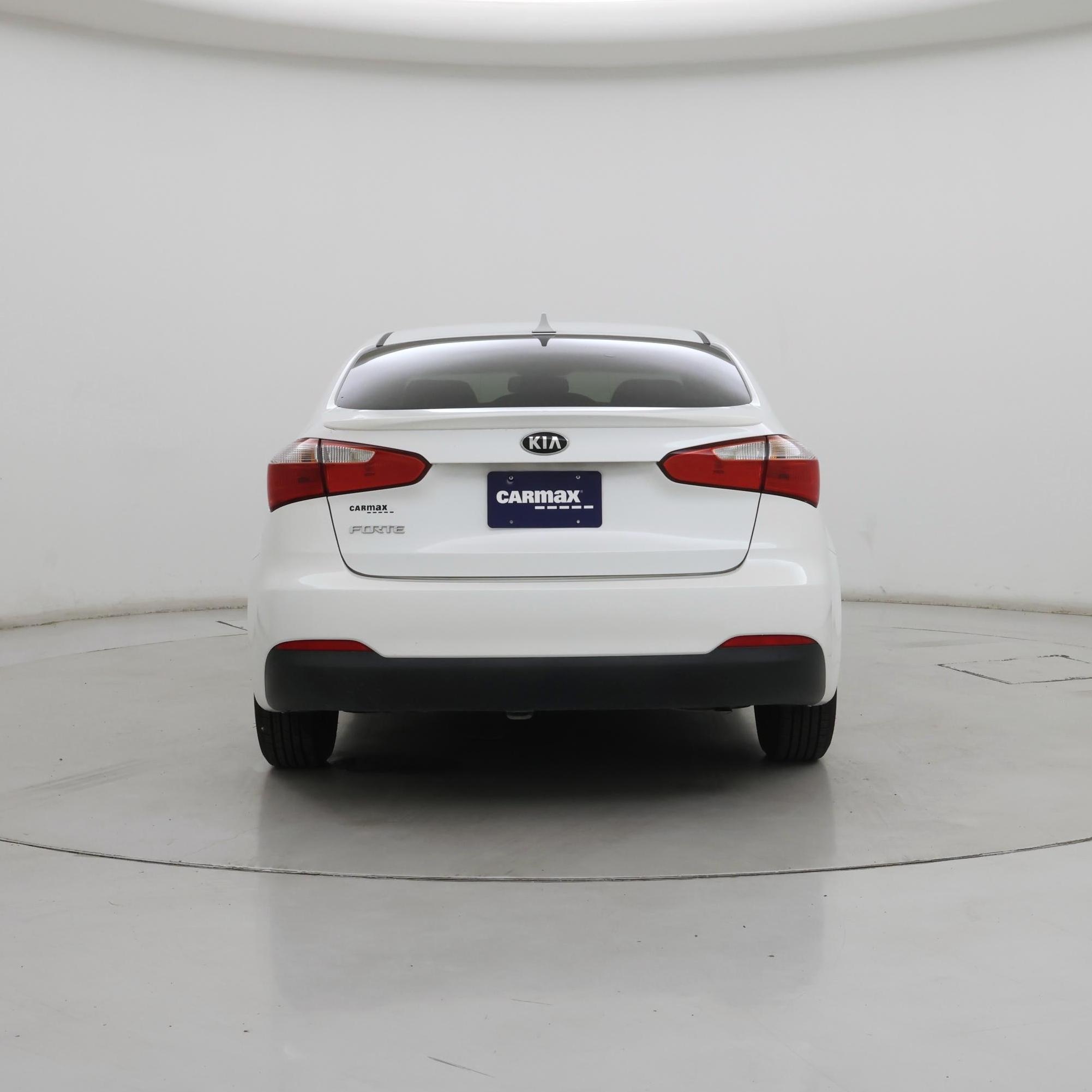 Thumbnail: 2015 Kia Forte - 6