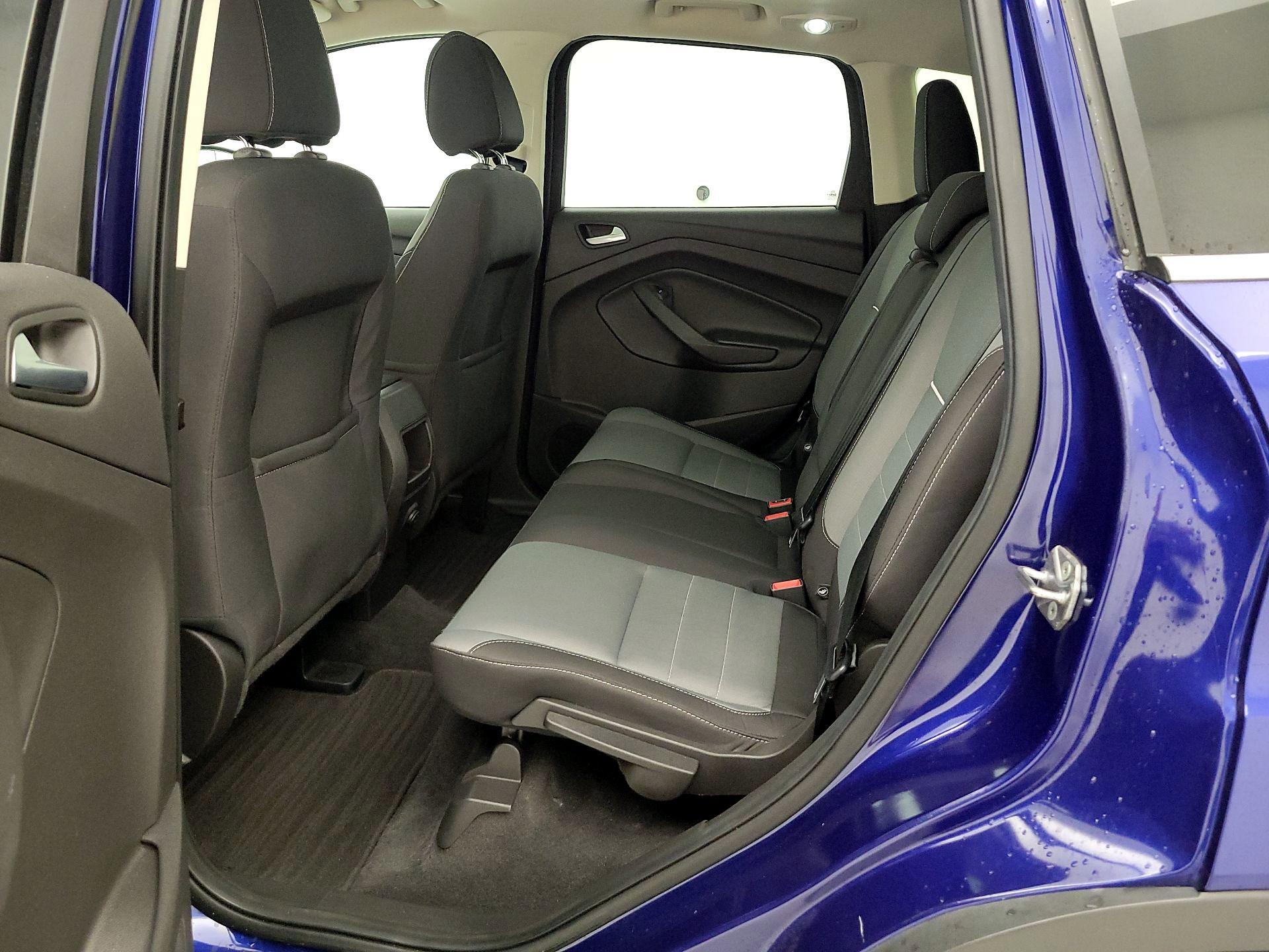 Thumbnail: 2015 Ford Escape - 20