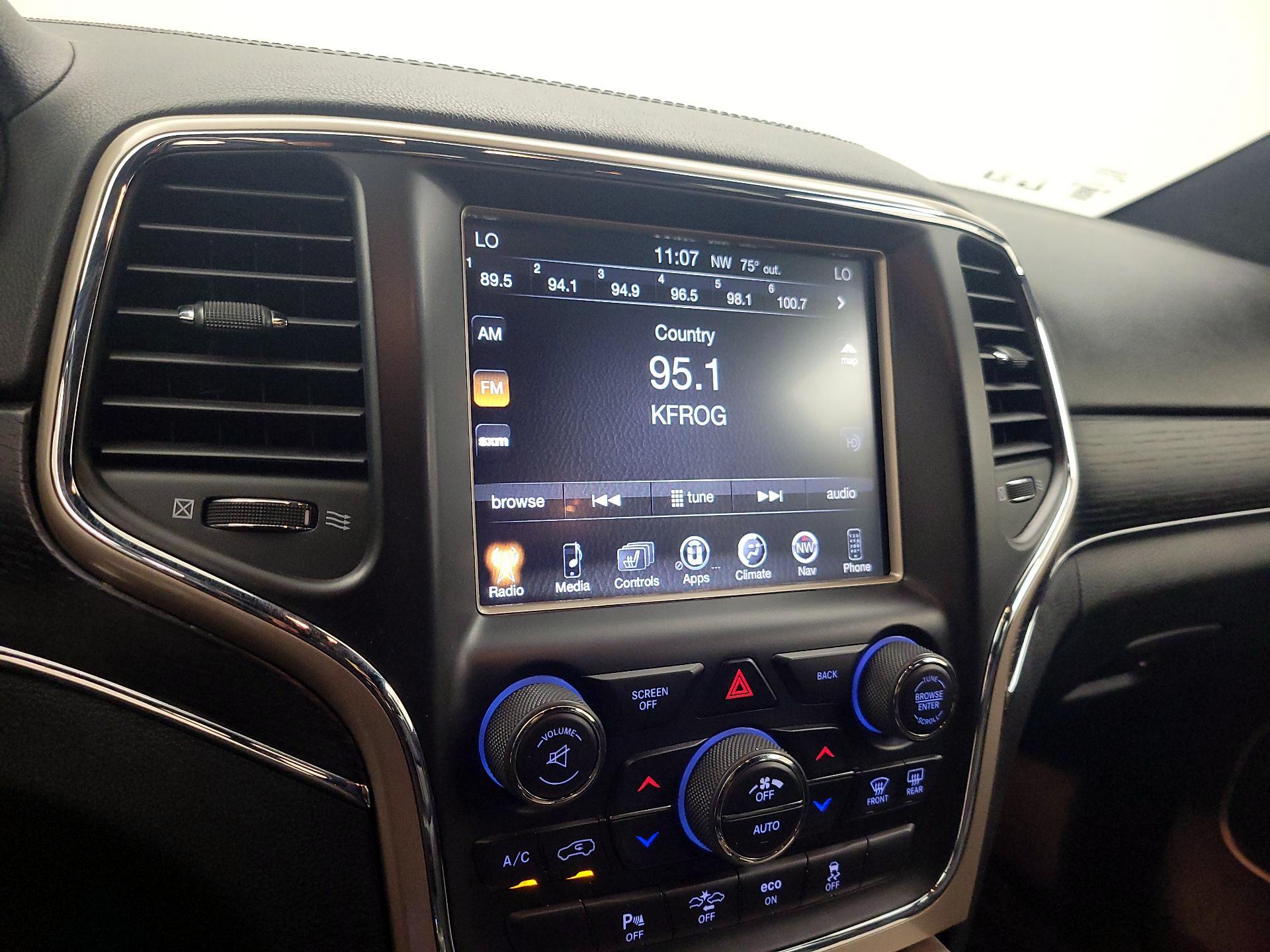 Thumbnail: 2015 Jeep Grand Cherokee - 15
