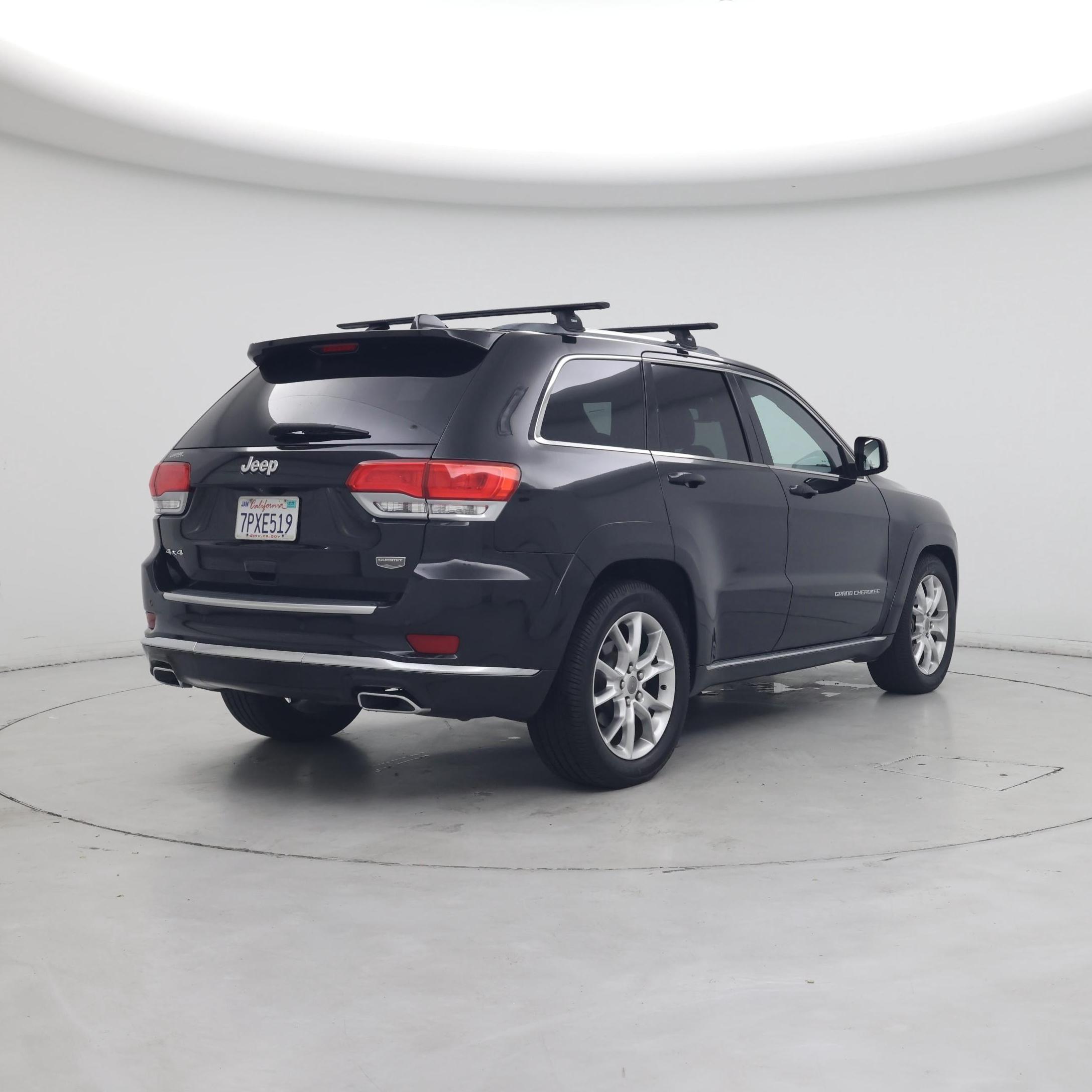 Thumbnail: 2015 Jeep Grand Cherokee - 8