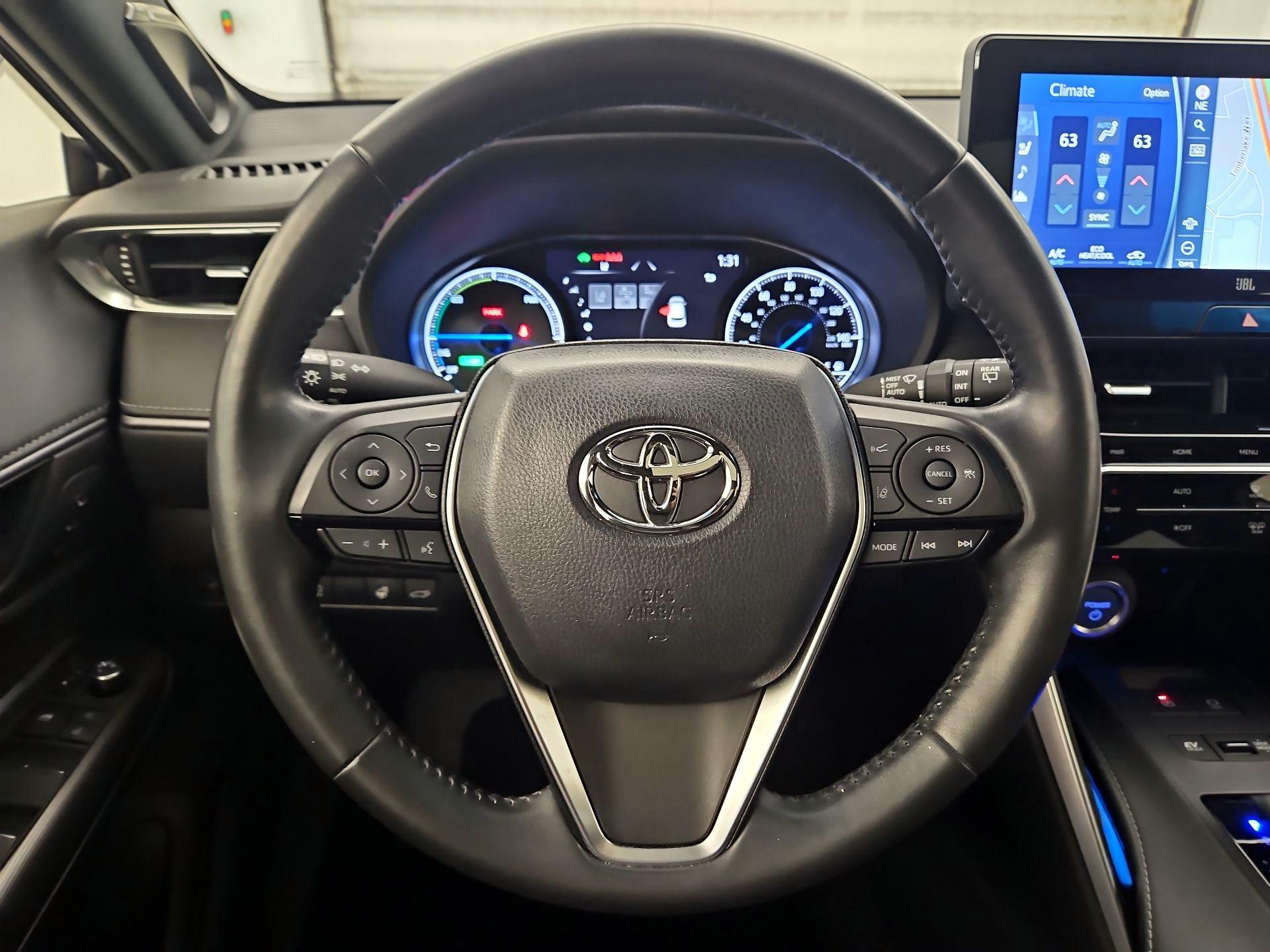 Thumbnail: 2021 Toyota Venza - 10