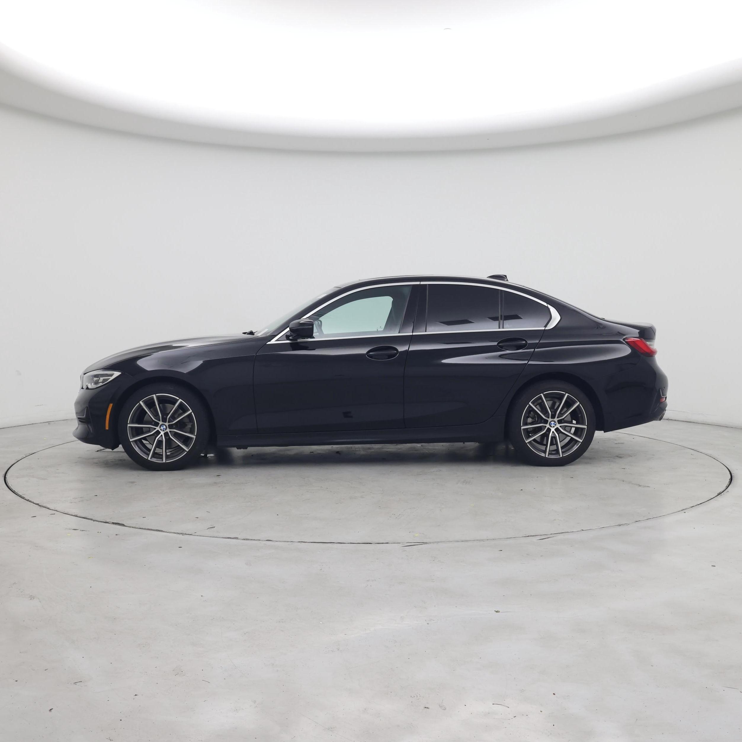 Thumbnail: 2020 BMW 3 Series - 3