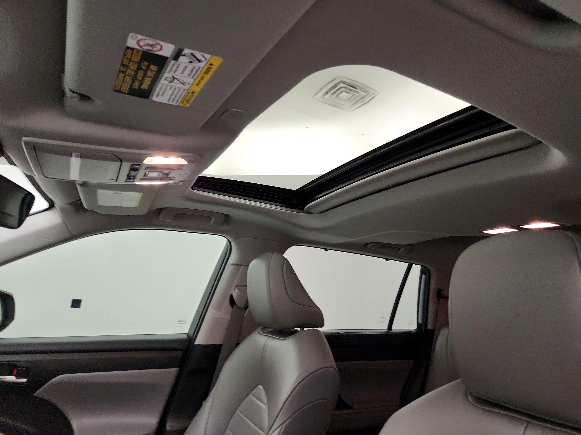 Thumbnail: 2023 Toyota Highlander - 19