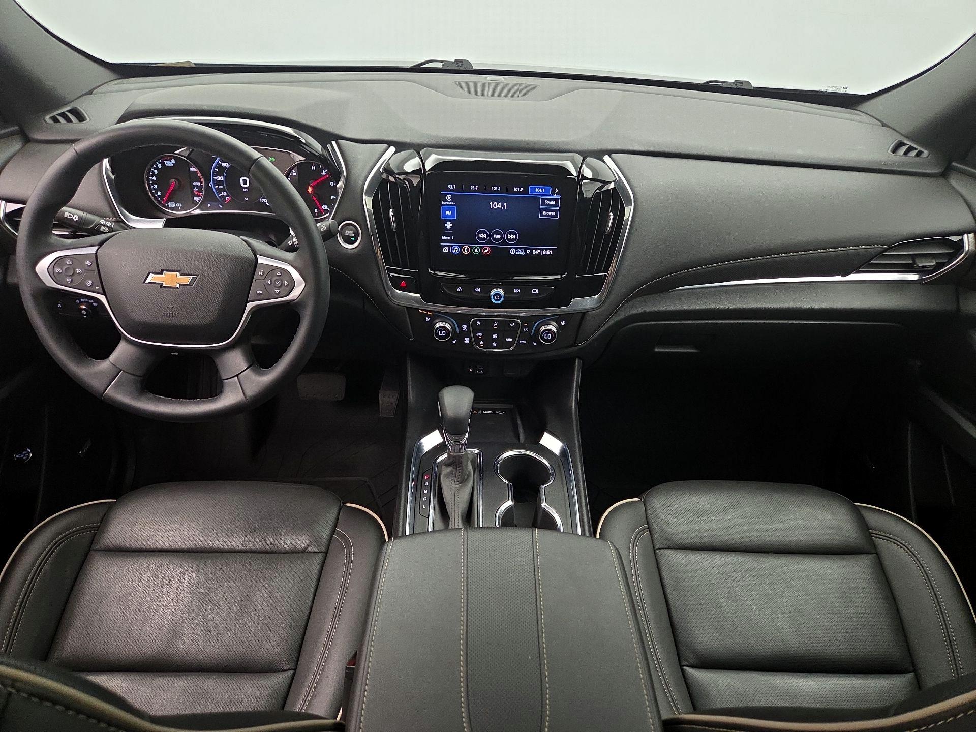 Thumbnail: 2023 Chevrolet Traverse - 9