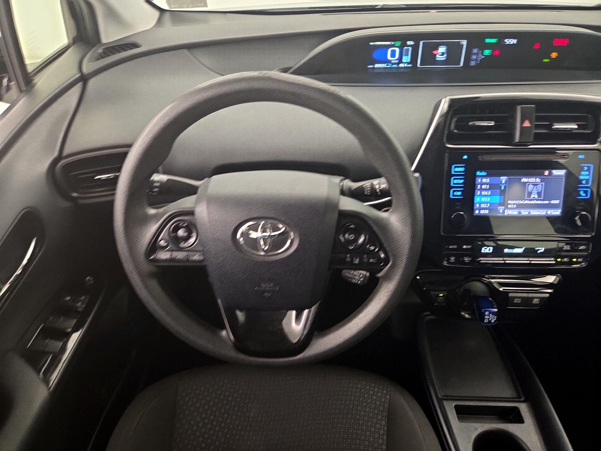 Thumbnail: 2019 Toyota Prius - 10