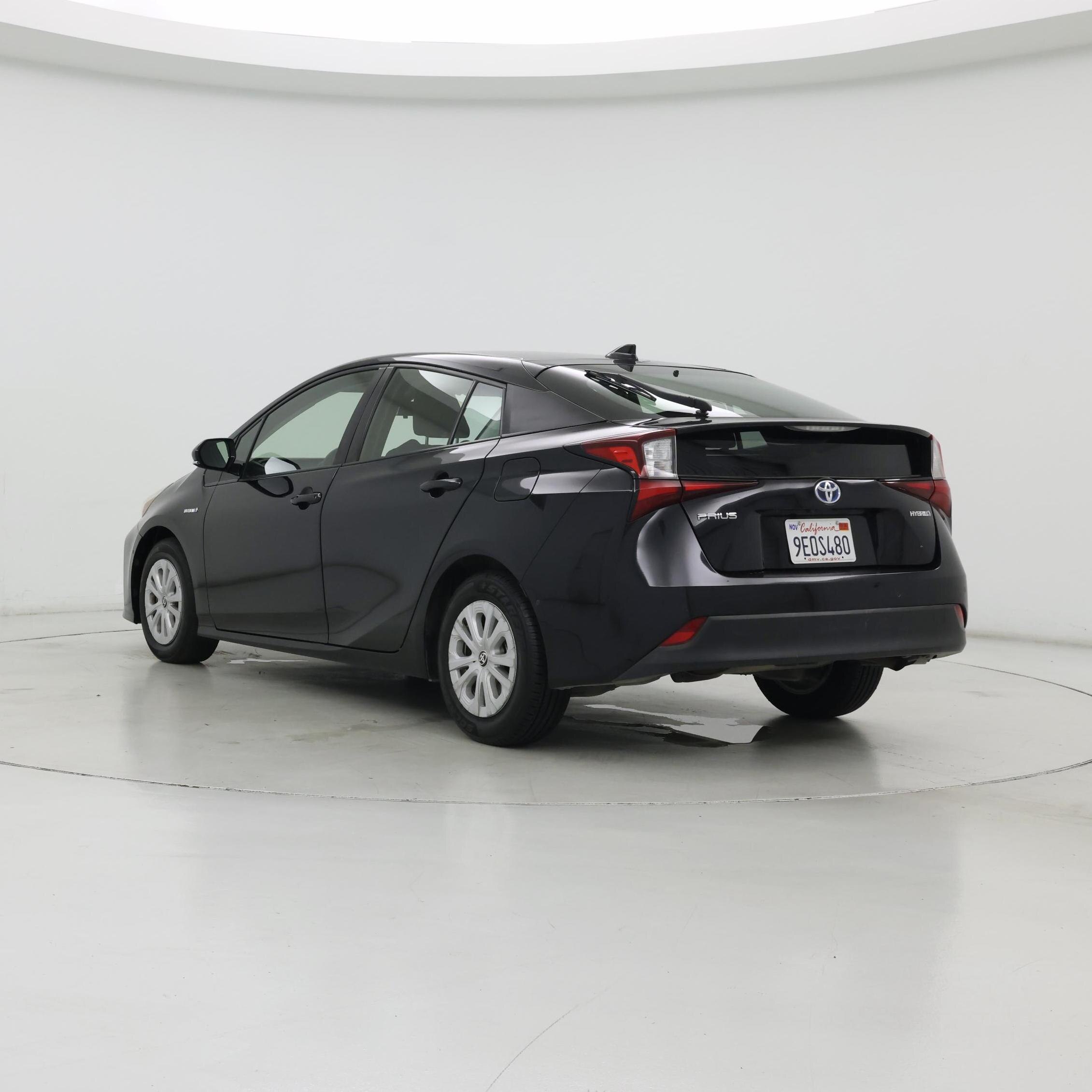Thumbnail: 2019 Toyota Prius - 2