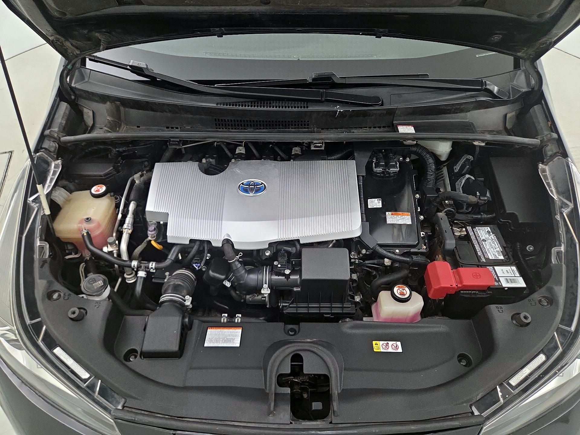 Thumbnail: 2019 Toyota Prius - 20