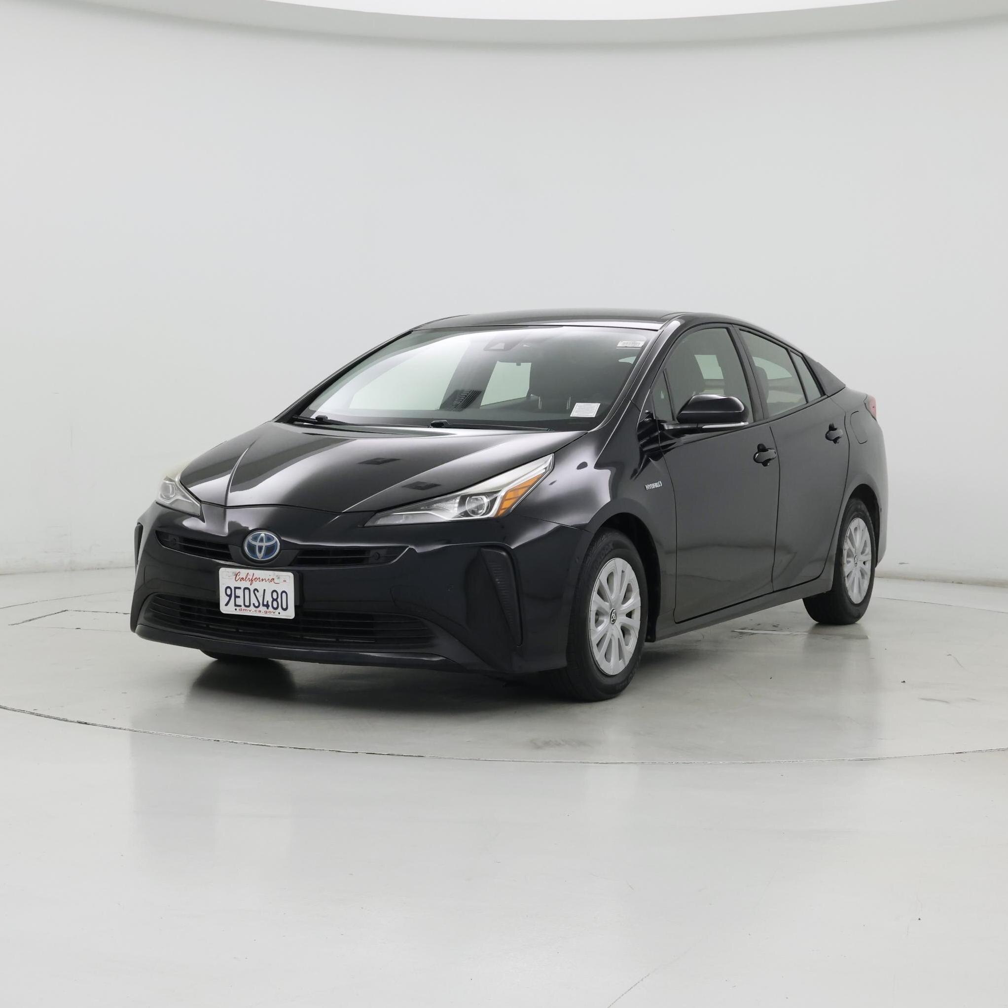 Thumbnail: 2019 Toyota Prius - 4