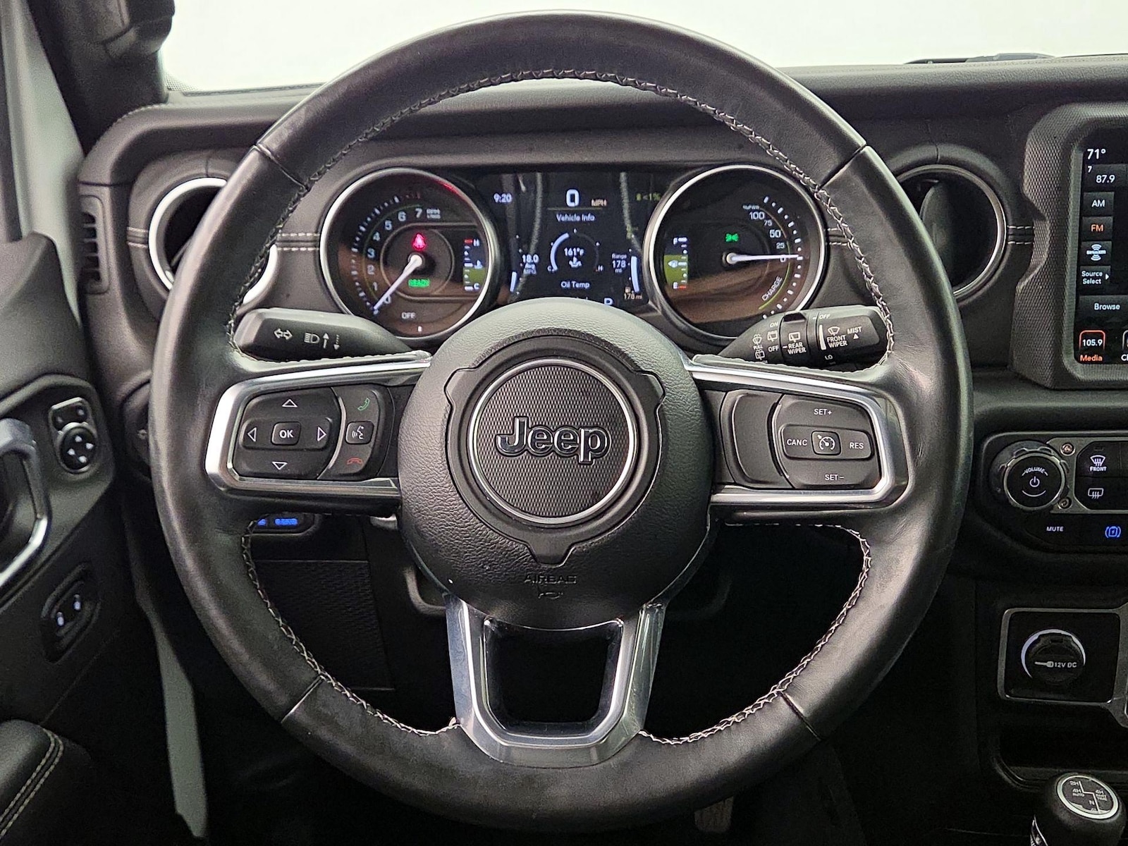 2022 Jeep Wrangler Unlimited Sahara 4XE - Photo 11