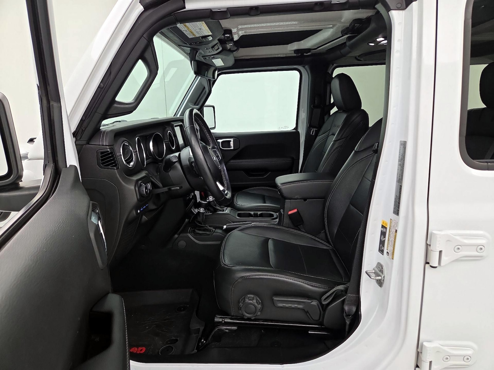 2022 Jeep Wrangler Unlimited Sahara 4XE - Photo 12