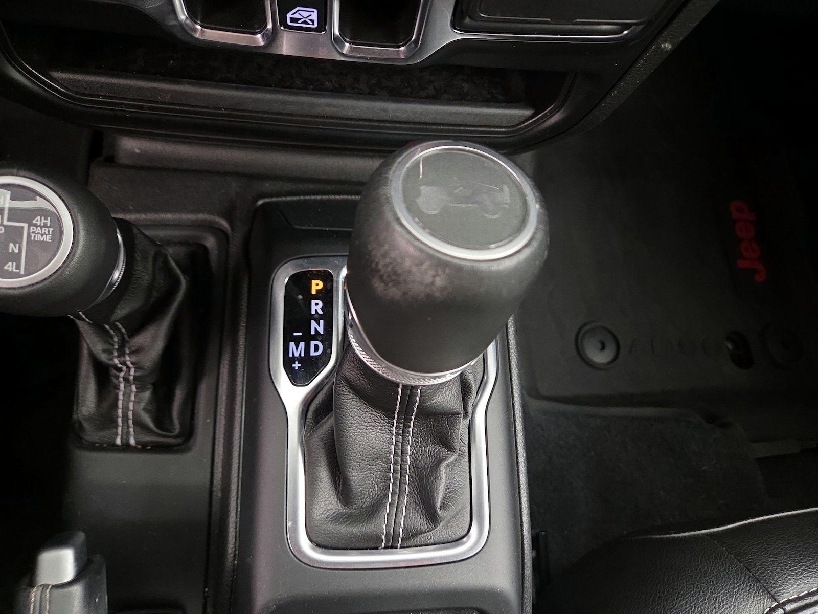 2022 Jeep Wrangler Unlimited Sahara 4XE - Photo 18