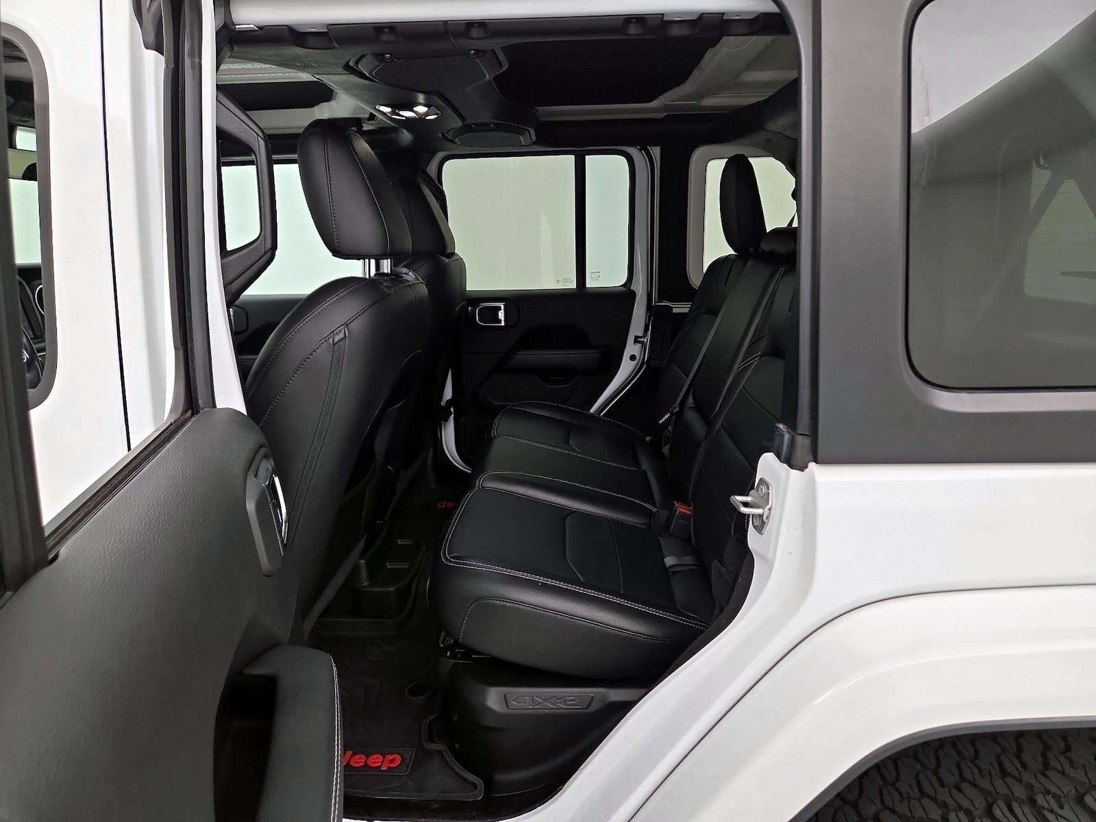2022 Jeep Wrangler Unlimited Sahara 4XE - Photo 20
